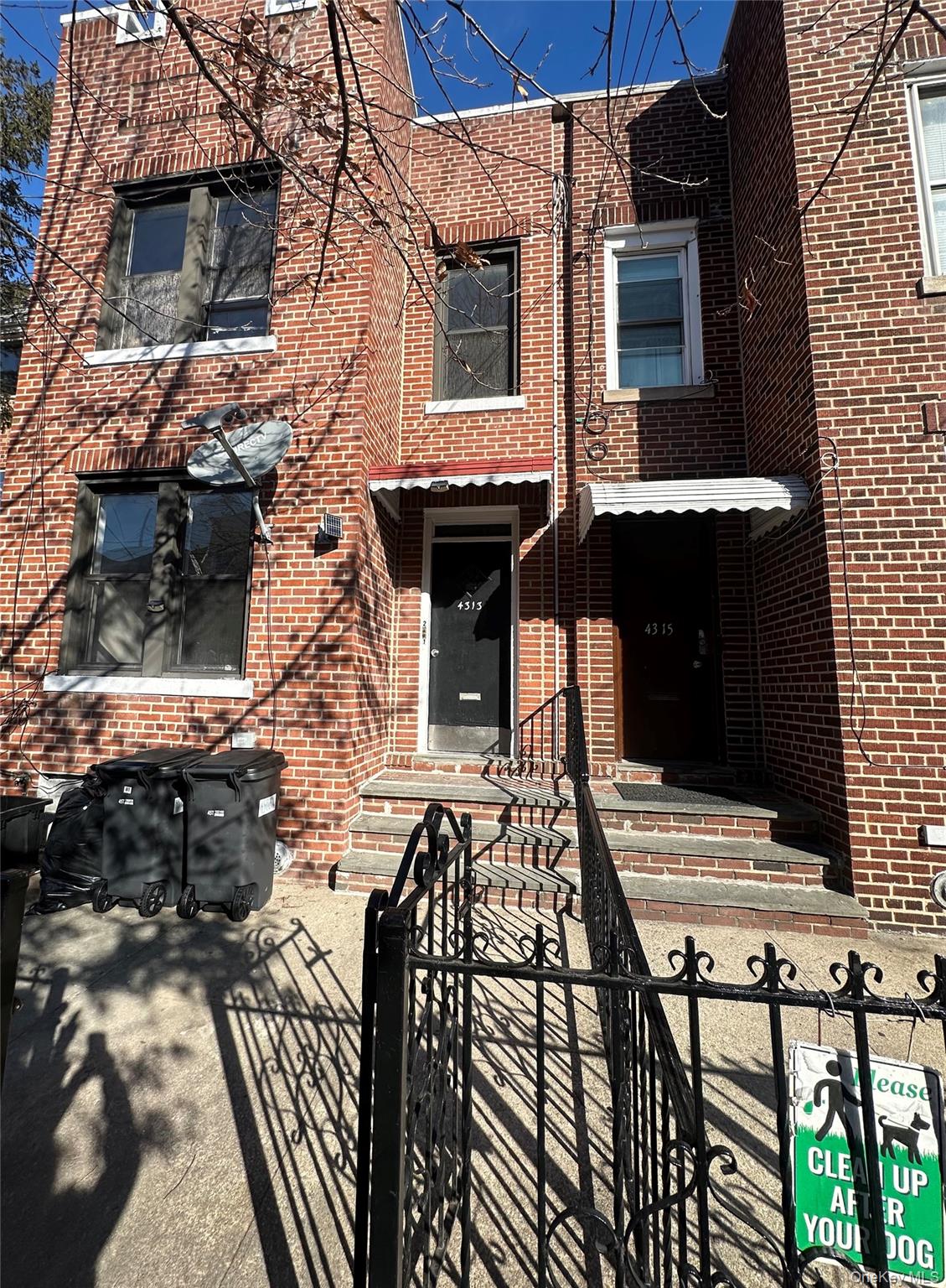 #1 photo, 4313 25th Avenue, अस्टोरिया Astoria , NY 11103