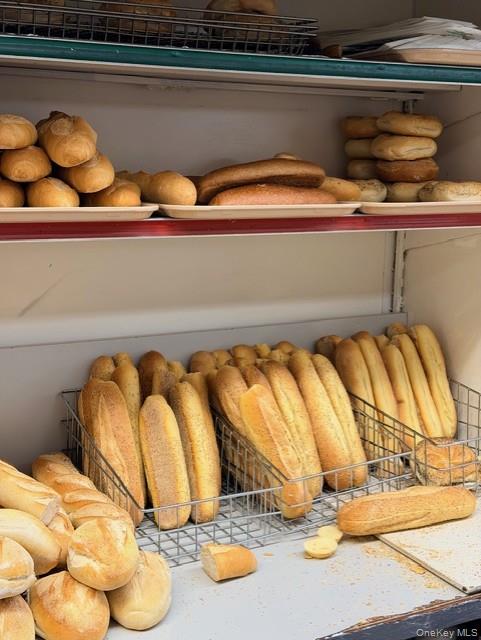 #12 photo, 160 Jericho Turnpike, Нассау ‖ Mineola , NY 11501