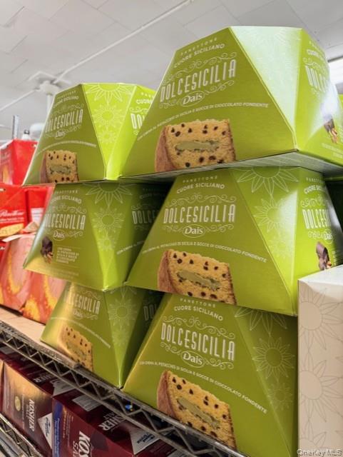 #13 photo, 160 Jericho Turnpike, Нассау ‖ Mineola , NY 11501