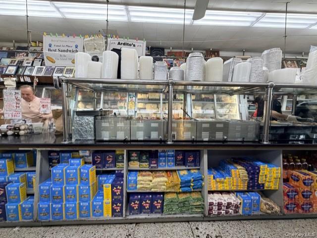 #9 photo, 160 Jericho Turnpike, Нассау ‖ Mineola , NY 11501