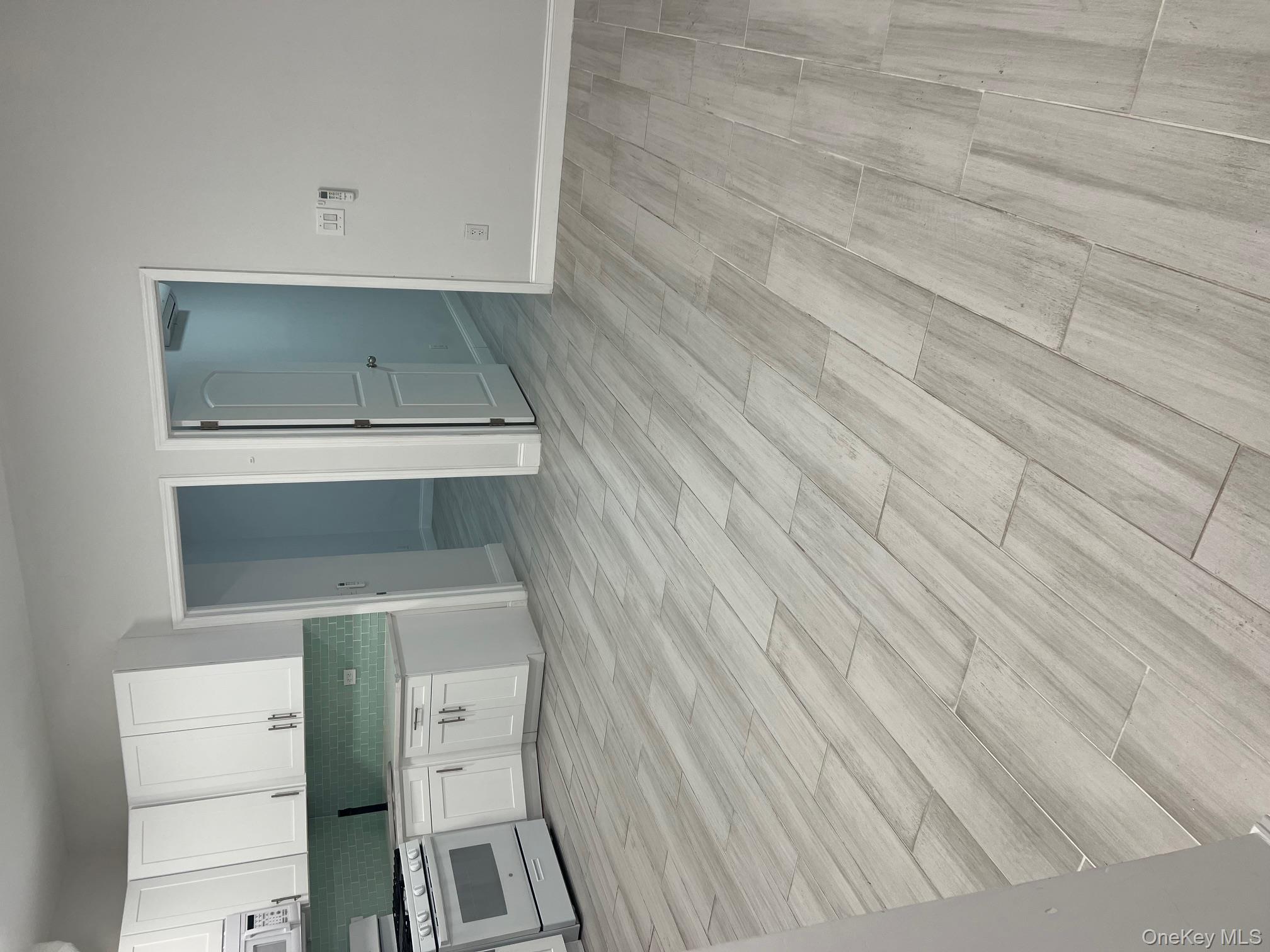 #2 photo, 102-03 Northern Boulevard, Corona , NY 11368