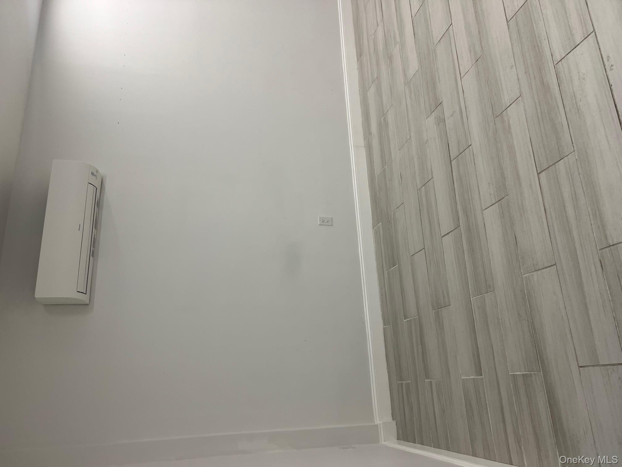 #8 photo, 102-03 Northern Boulevard, Corona , NY 11368