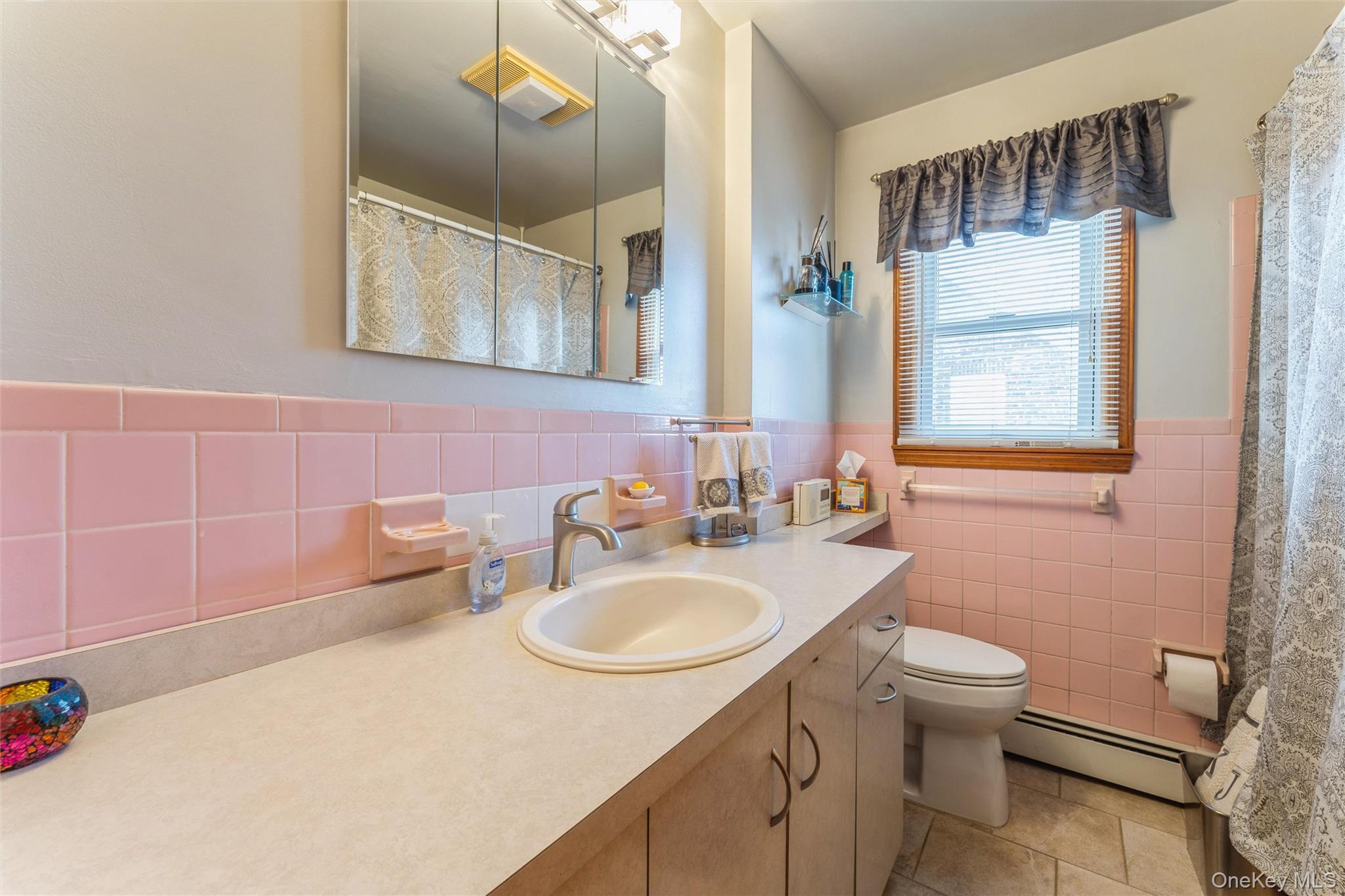 #11 photo, 83 W Valley Stream Boulevard, Valley Stream , NY 11580