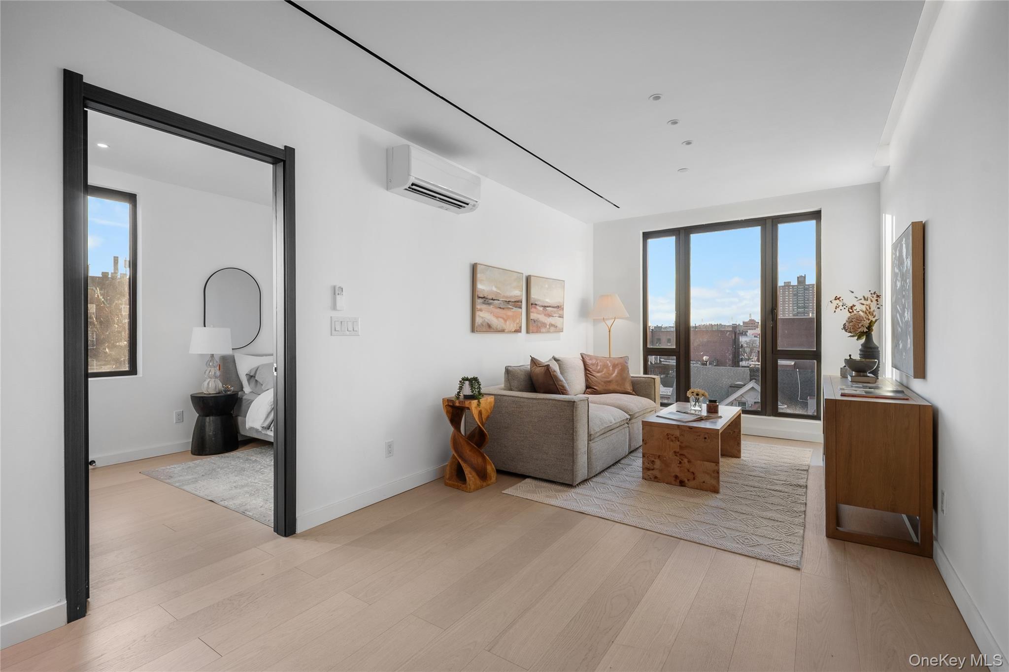 #11 photo, 108-15 72nd Avenue, 뉴욕퀸즈 Forest Hills , NY 11375