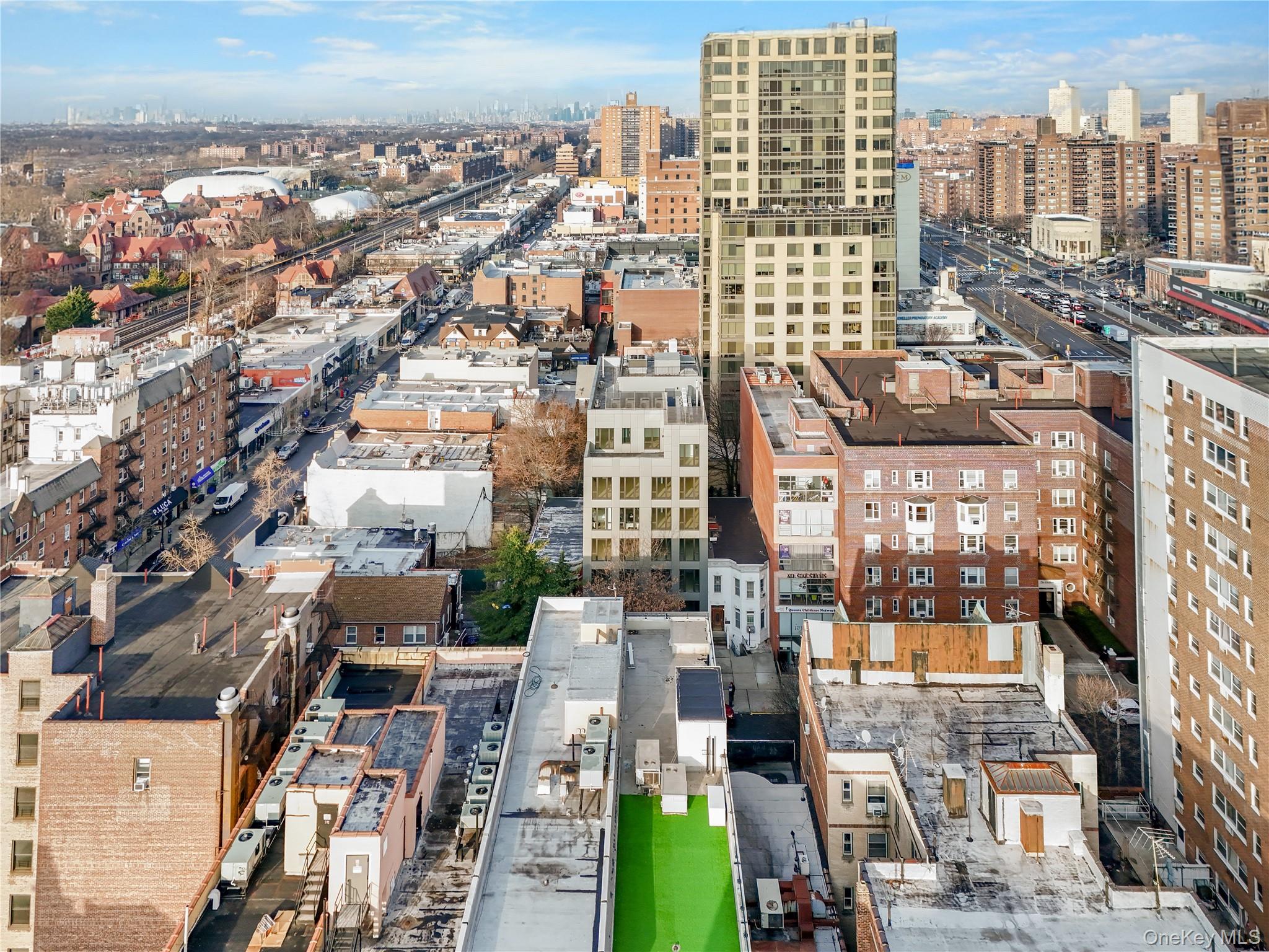 #5 photo, 108-15 72nd Avenue, 뉴욕퀸즈 Forest Hills , NY 11375