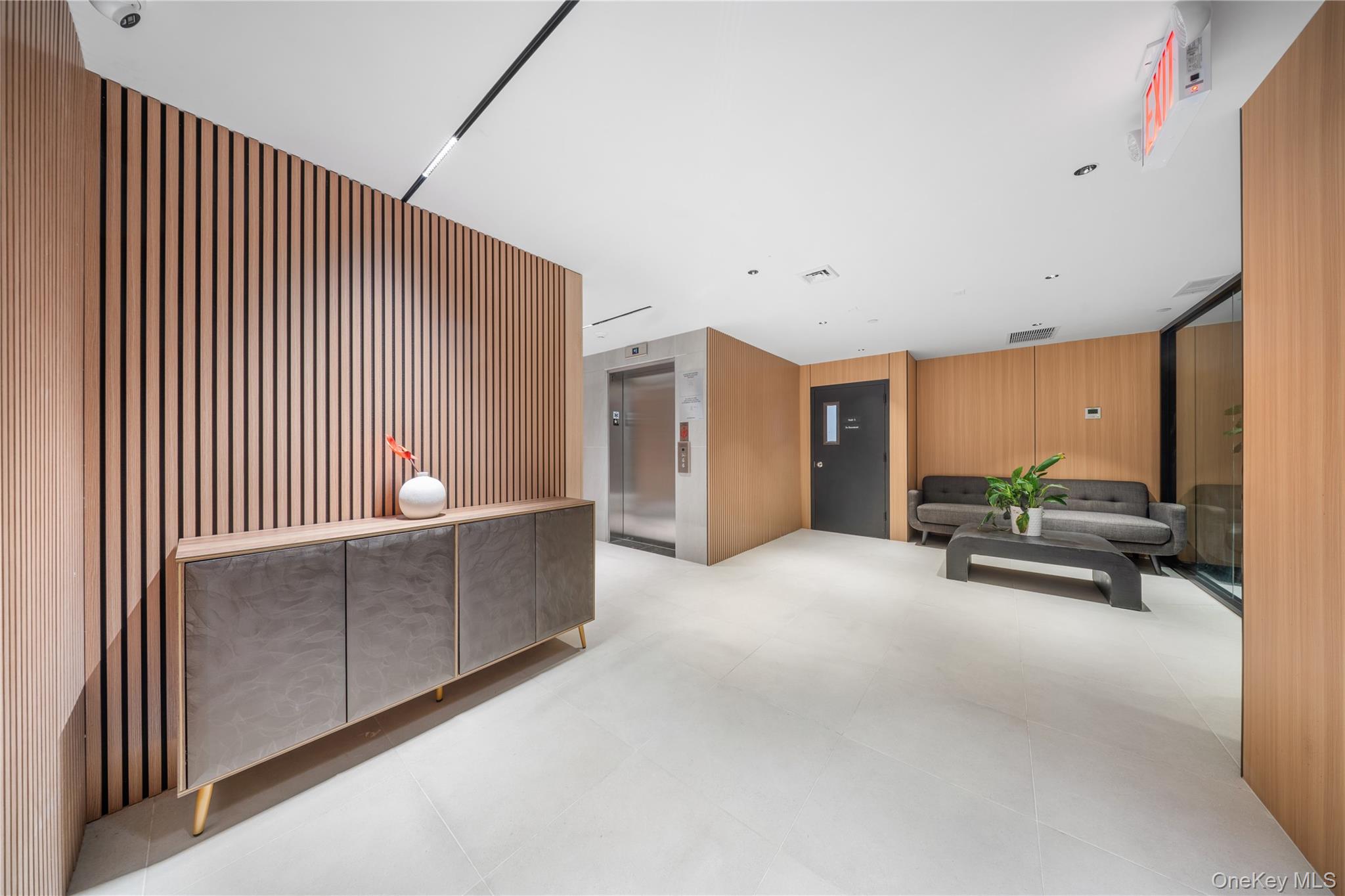 #8 photo, 108-15 72nd Avenue, 뉴욕퀸즈 Forest Hills , NY 11375