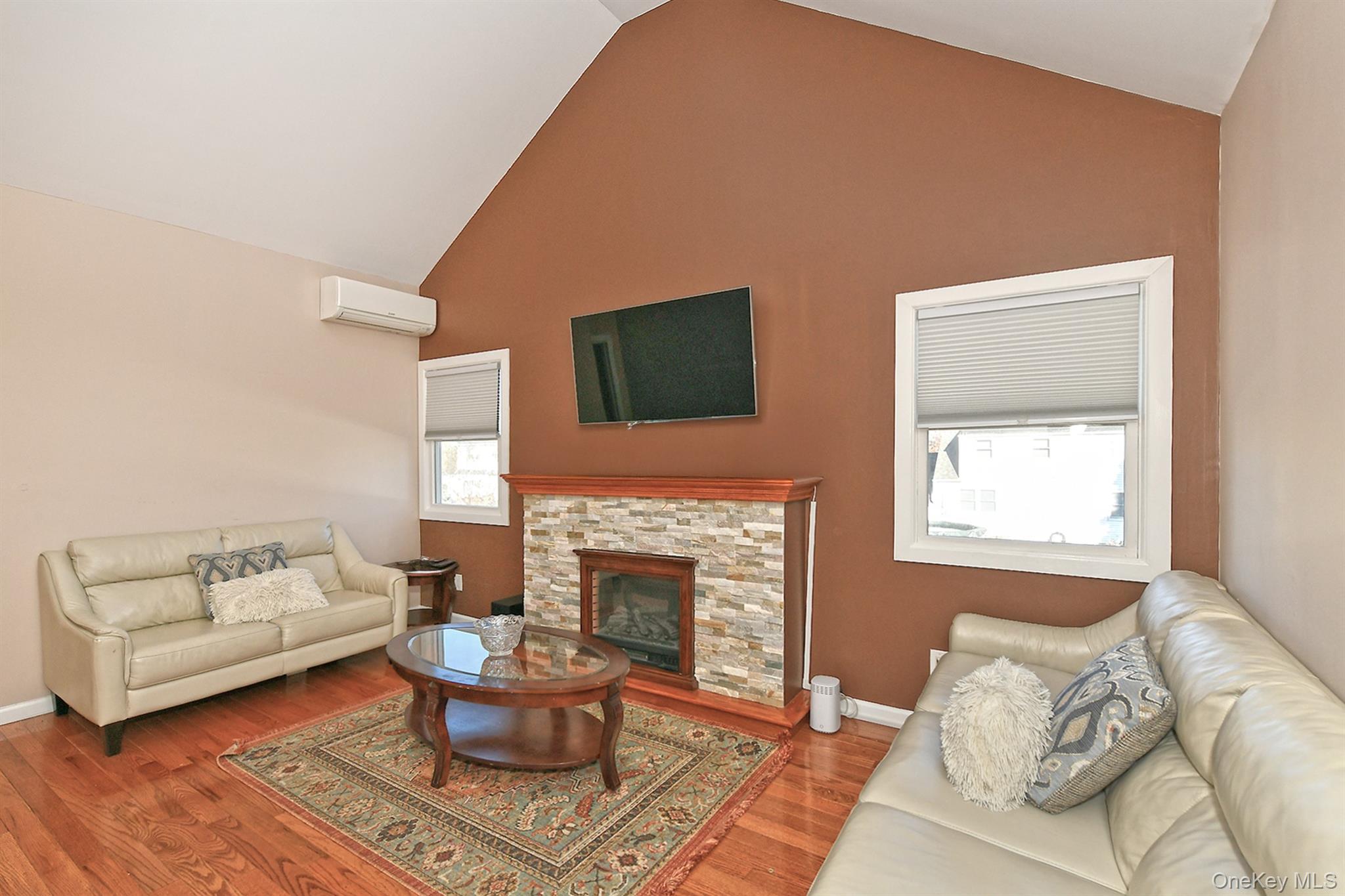 #19 photo, 120 Brenner Avenue, Bethpage , NY 11714