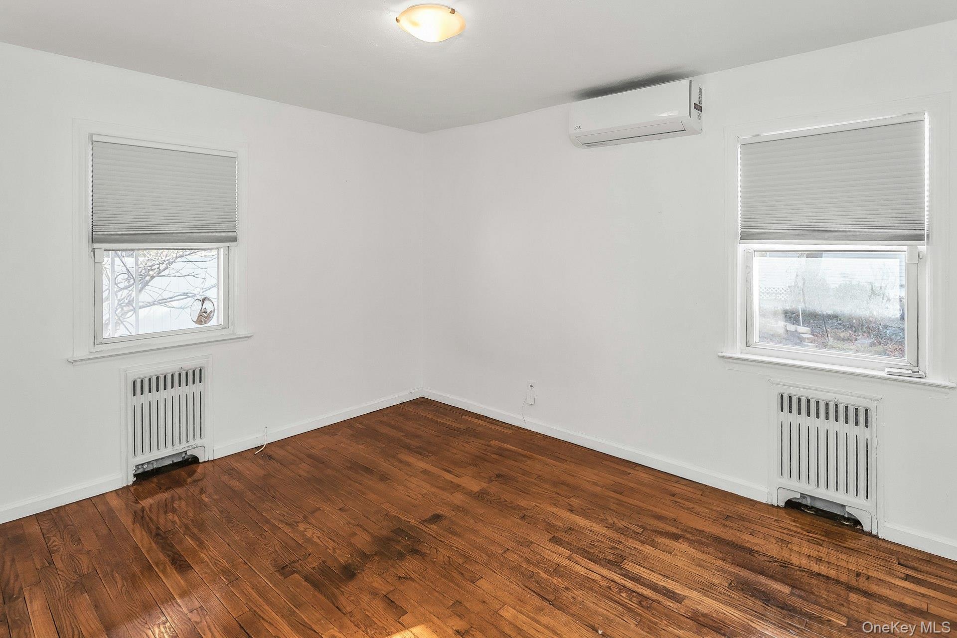 #17 photo, 2864 Wilson Avenue, Bellmore , NY 11710