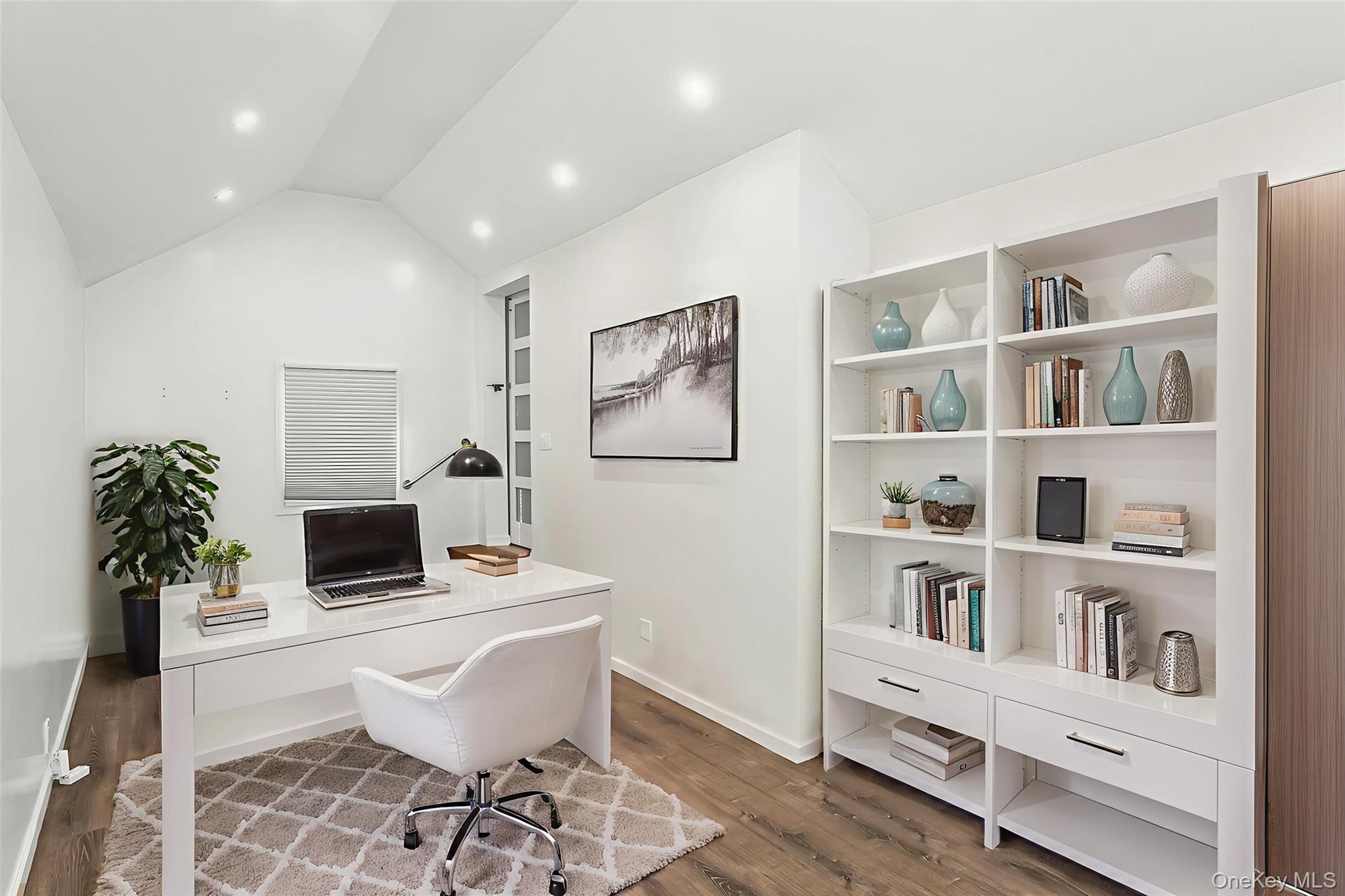 #19 photo, 2864 Wilson Avenue, Bellmore , NY 11710