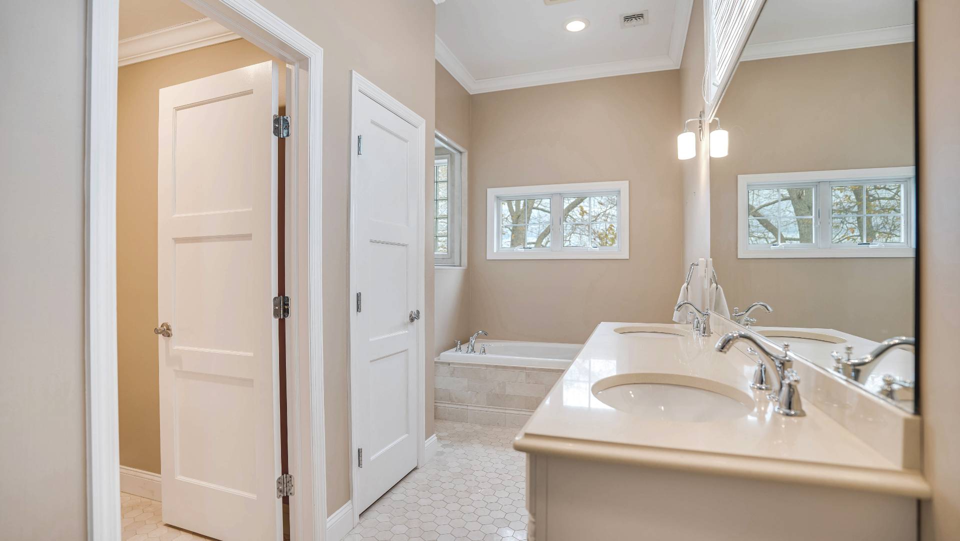 #18 photo, 20 PENNY LN, Hampton Bays , NY 11946