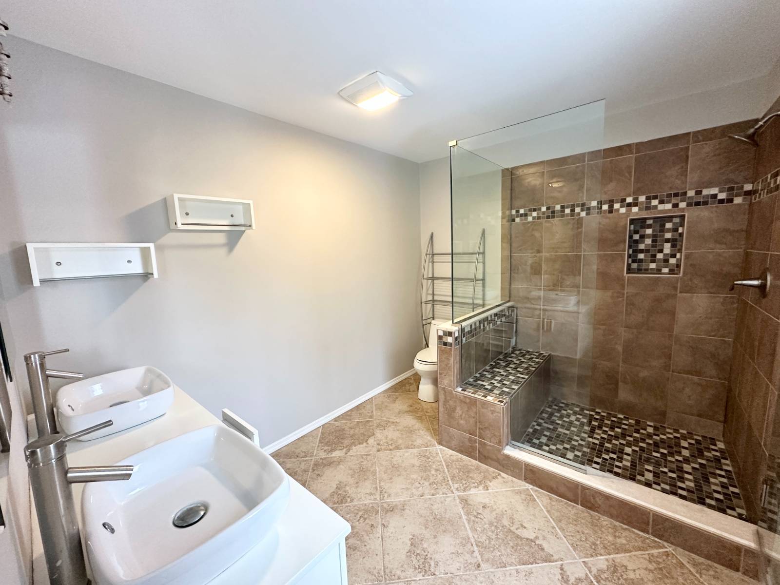 #12 photo, 76 Trottingham Ct., Saratoga Springs , NY 12866