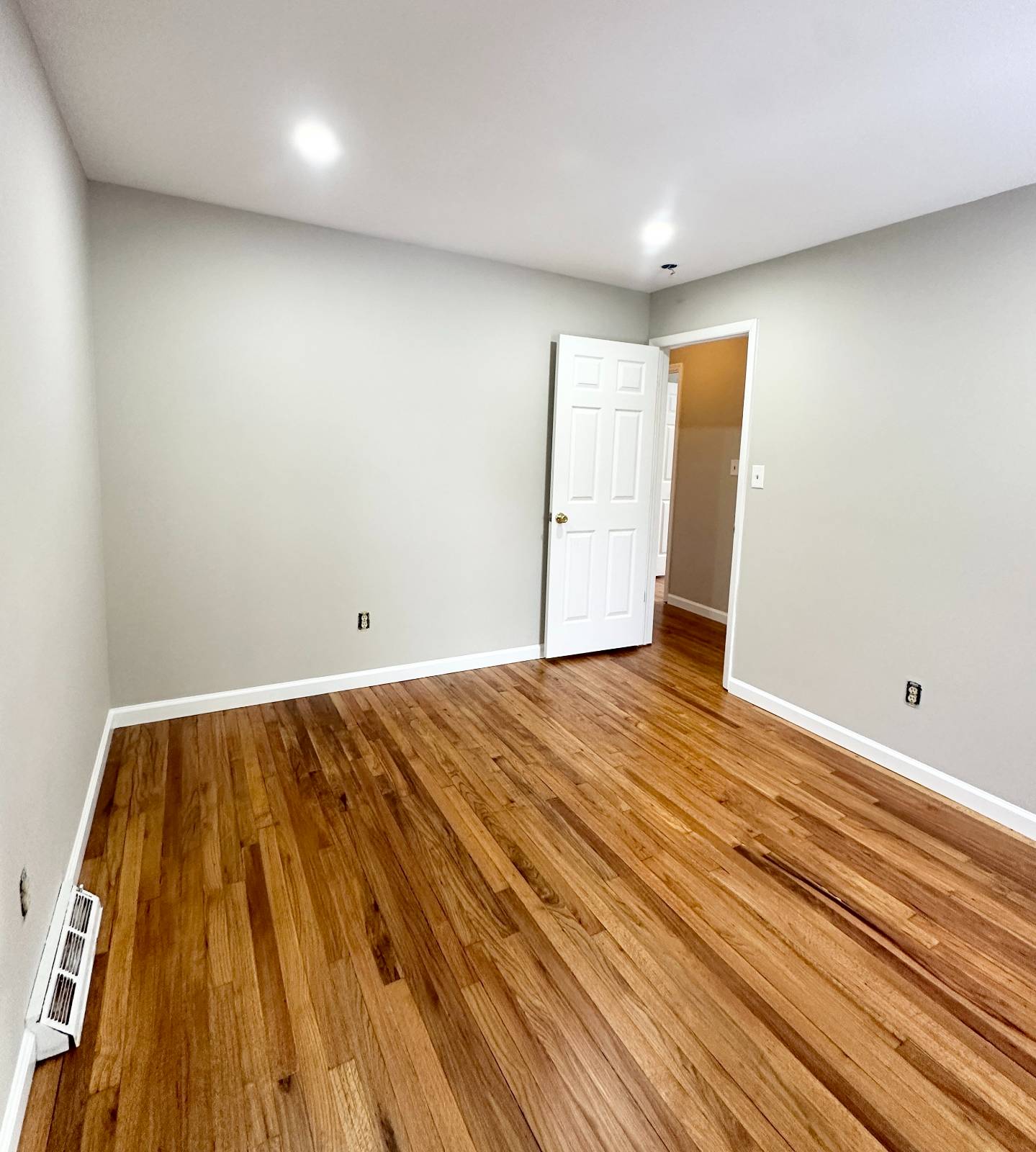 #21 photo, 76 Trottingham Ct., Saratoga Springs , NY 12866