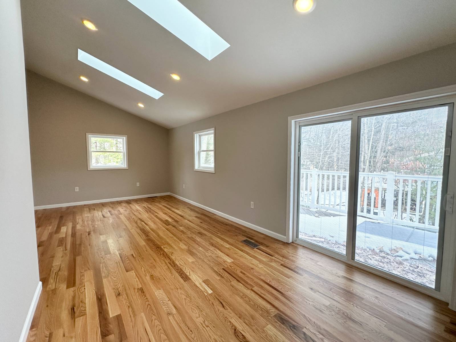 #7 photo, 76 Trottingham Ct., Saratoga Springs , NY 12866