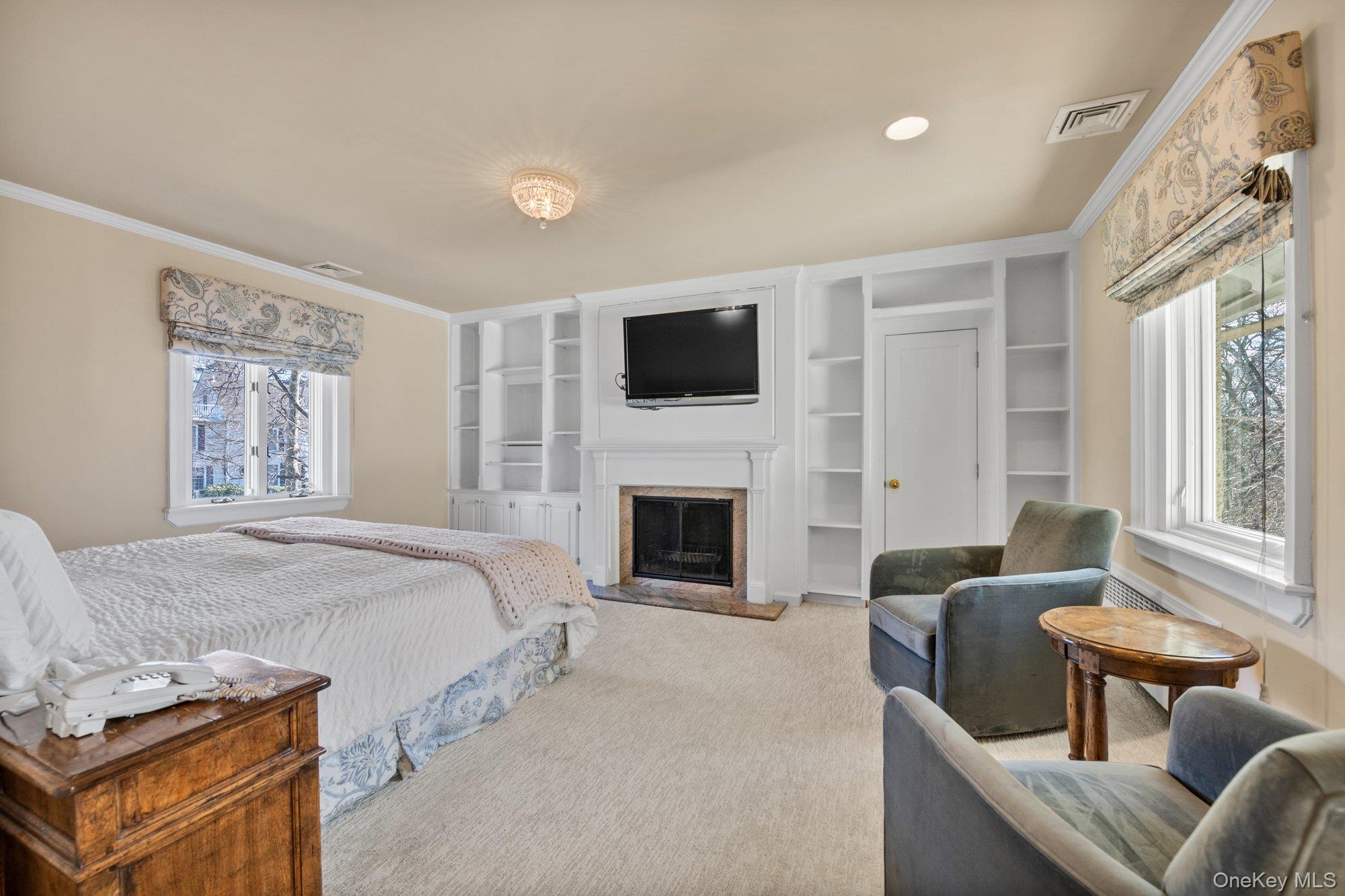 #13 photo, 10 Clover Drive, ناسو Great Neck , NY 11021