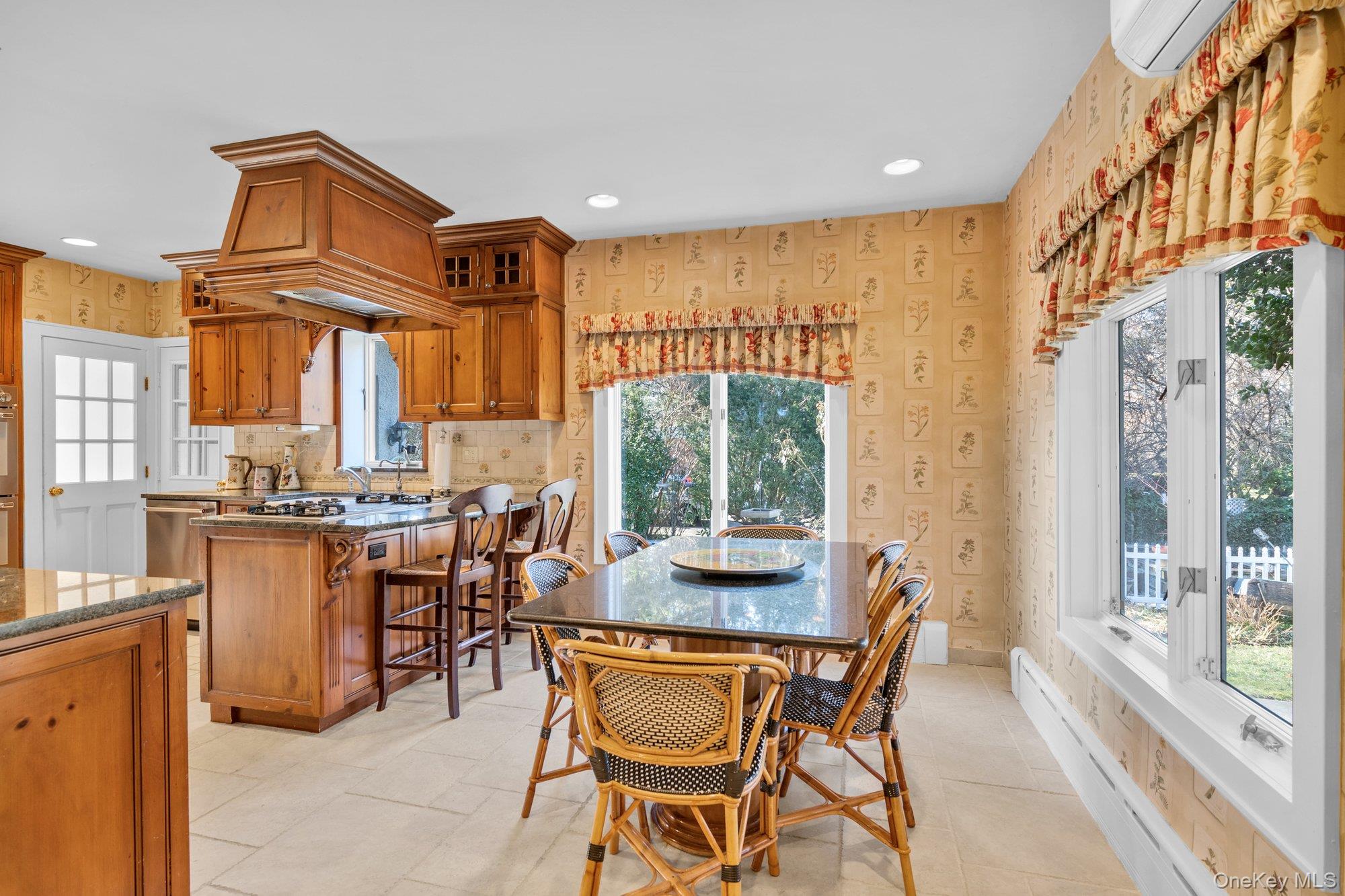 #9 photo, 10 Clover Drive, ناسو Great Neck , NY 11021