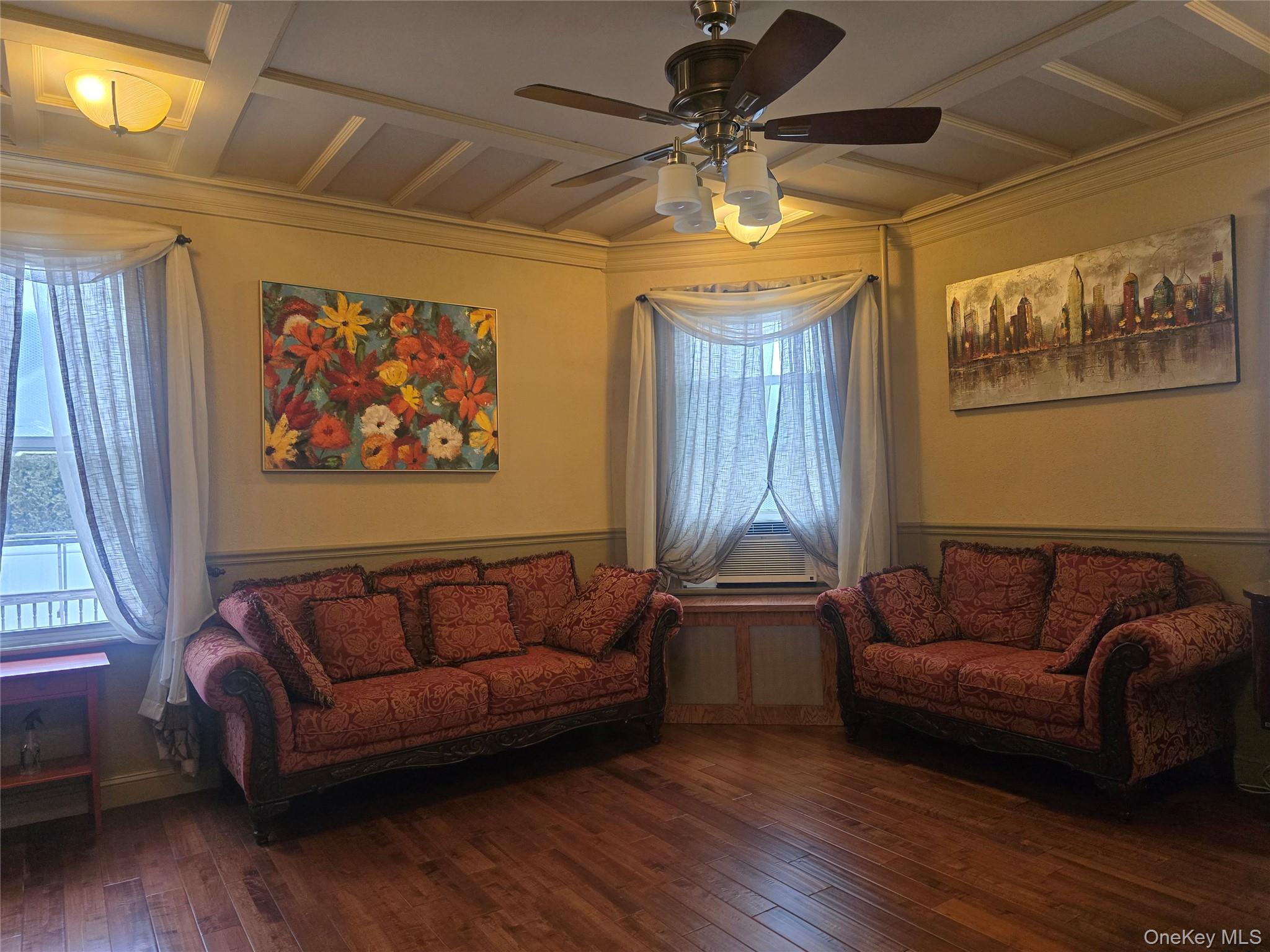 #8 photo, 42-19 218 Street, קווינס Bayside , NY 11361