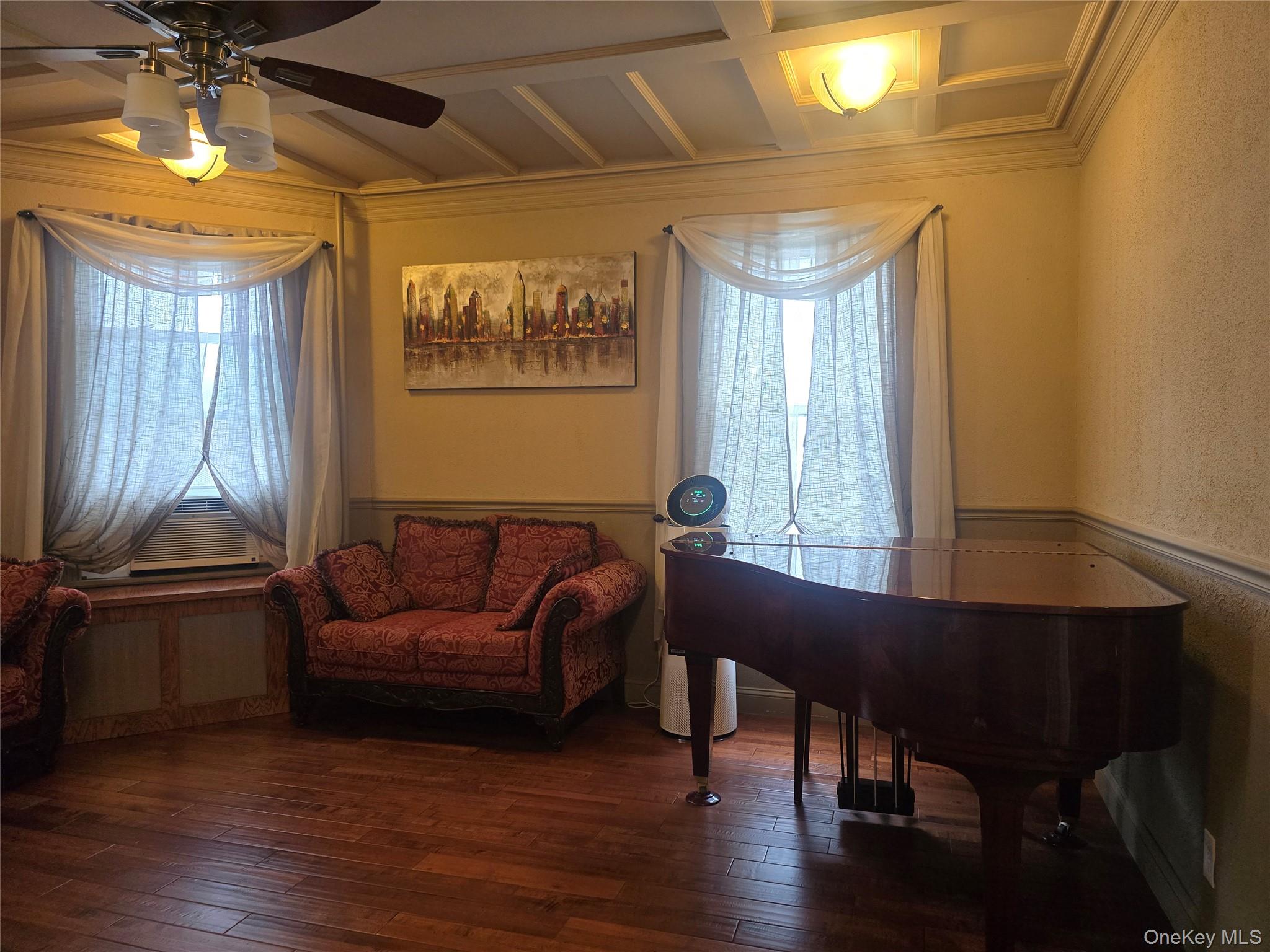 #9 photo, 42-19 218 Street, קווינס Bayside , NY 11361