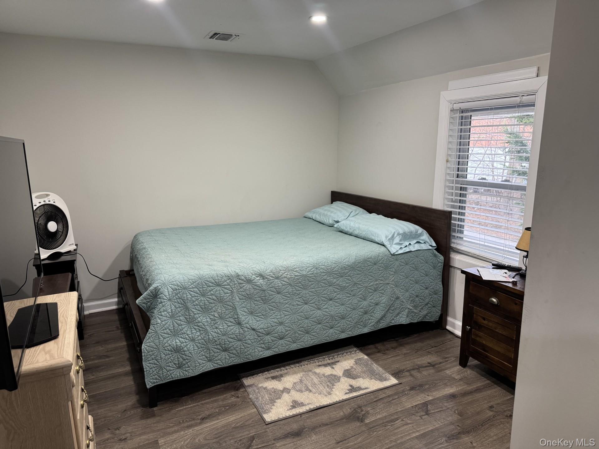 #13 photo, 41 Brightside Avenue, سوفولك Central Islip , NY 11722