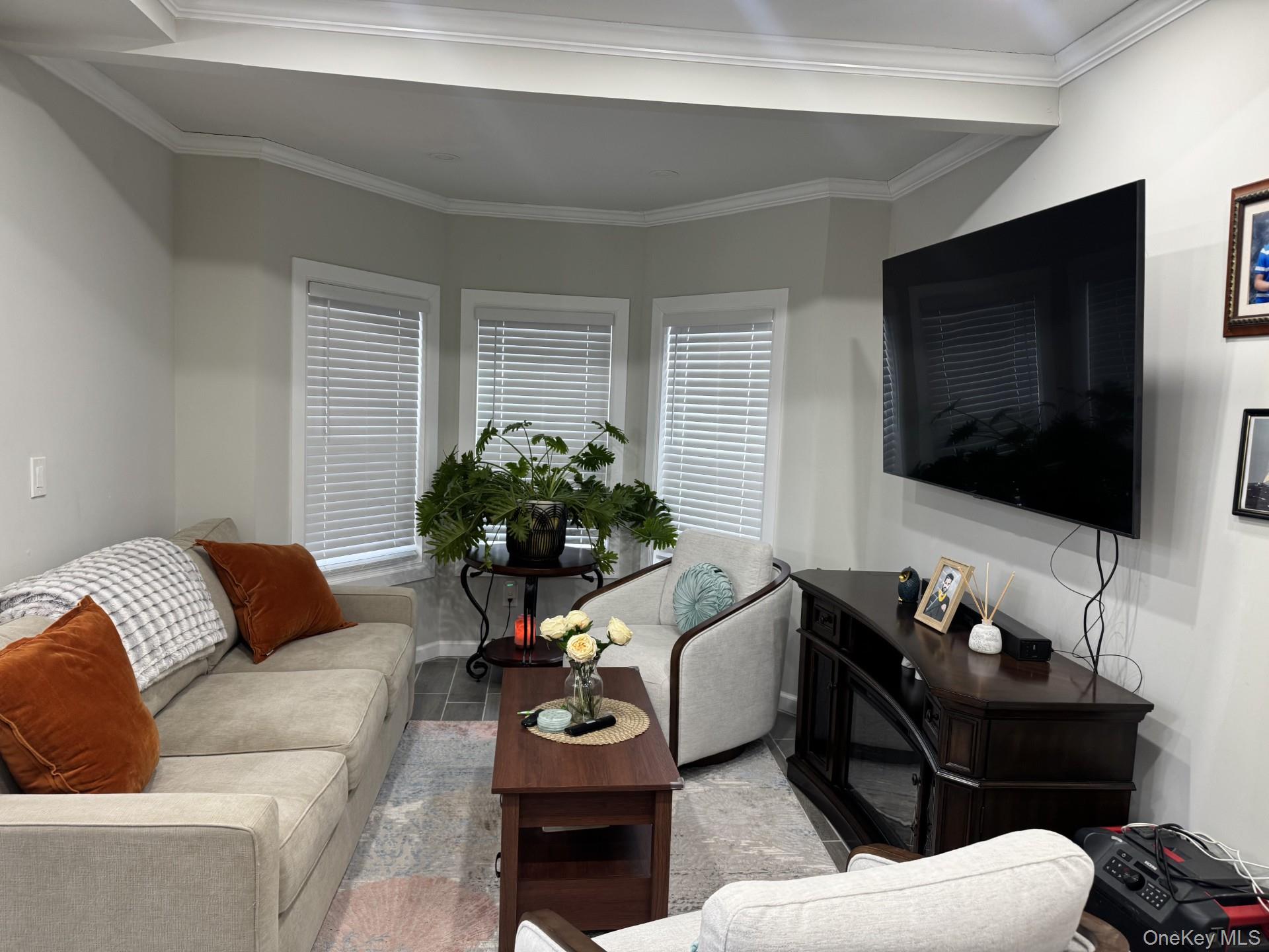 #6 photo, 41 Brightside Avenue, سوفولك Central Islip , NY 11722