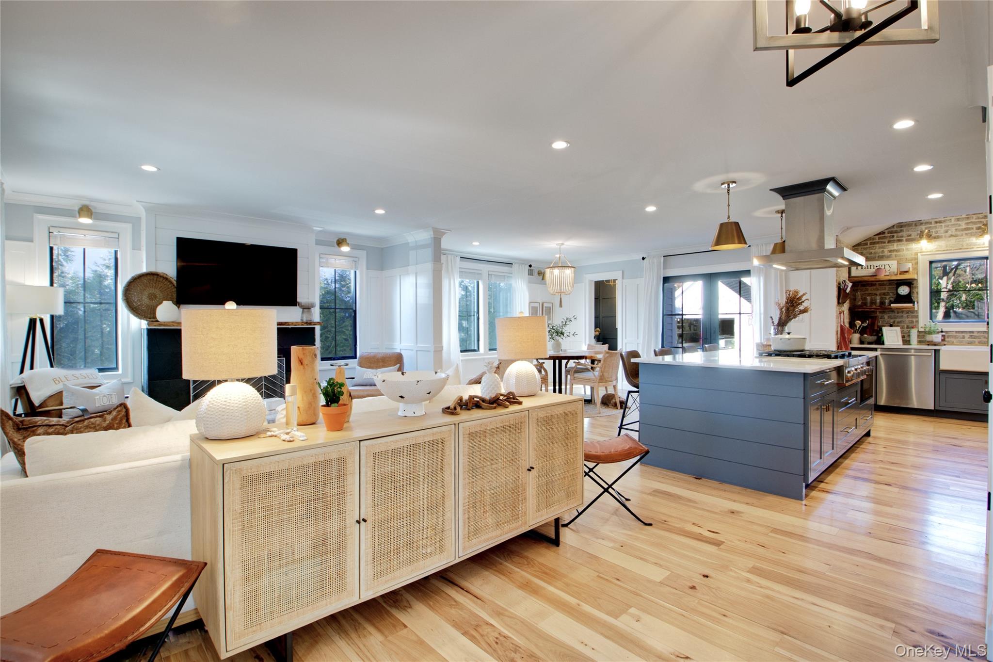 #10 photo, 97 Bar Beach Road, Нассау ‖ Port Washington , NY 11050