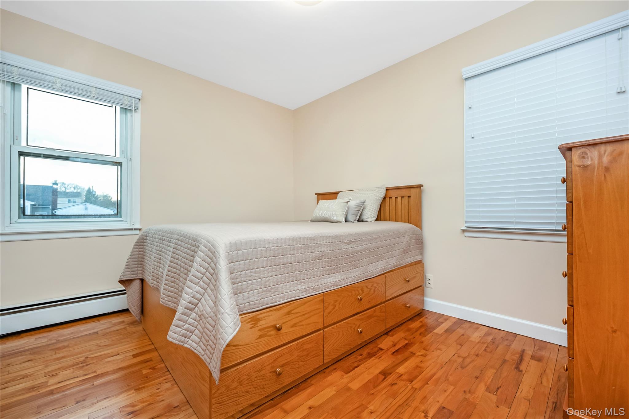 #20 photo, 83 Kane Place, North Babylon , NY 11703