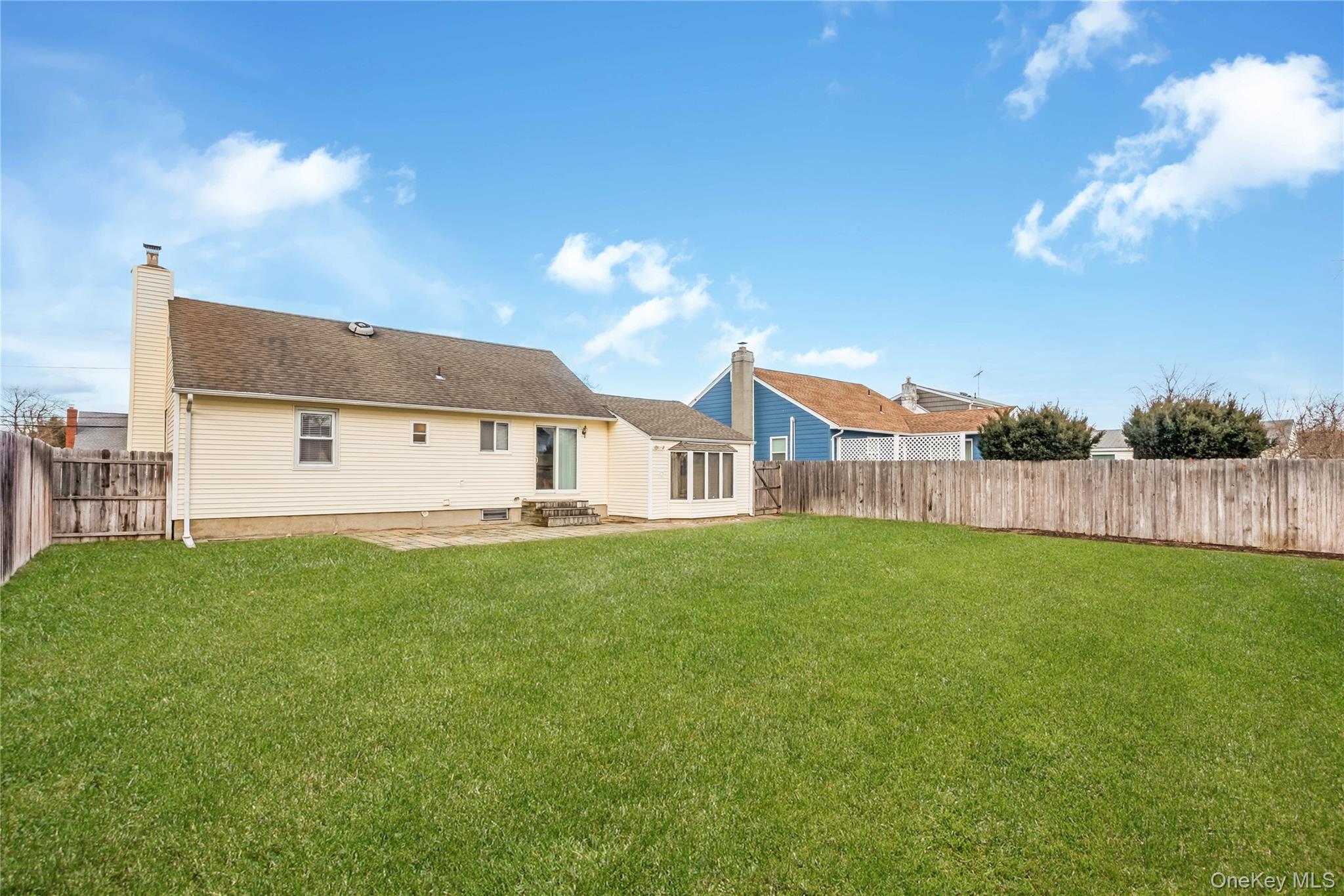 #6 photo, 83 Kane Place, North Babylon , NY 11703