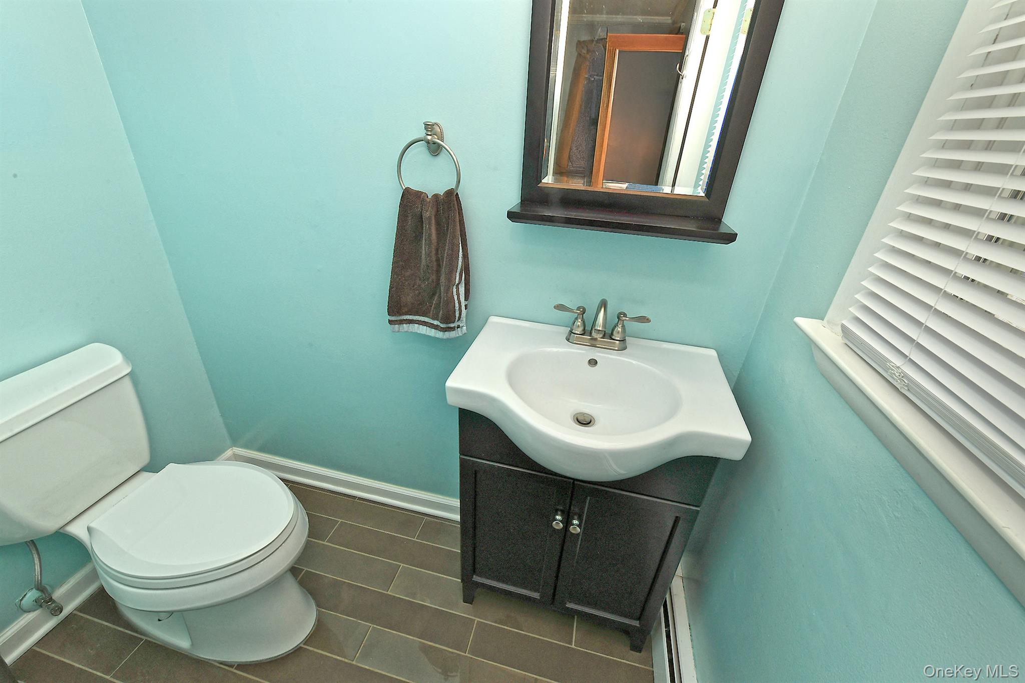 #15 photo, 534 Hyman Avenue, West Islip , NY 11795