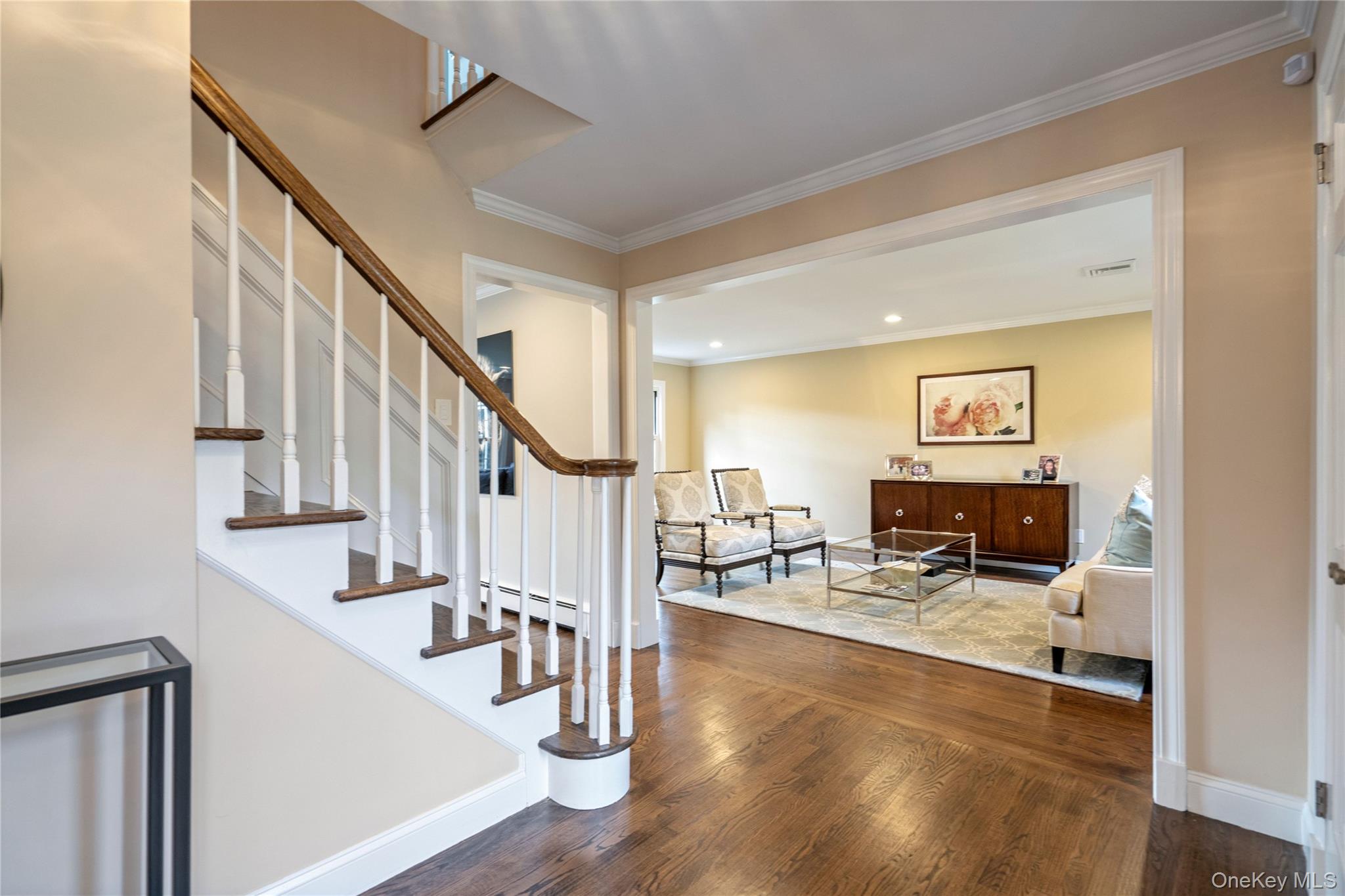 #4 photo, 172 Burtis Lane, ناسو Syosset , NY 11791