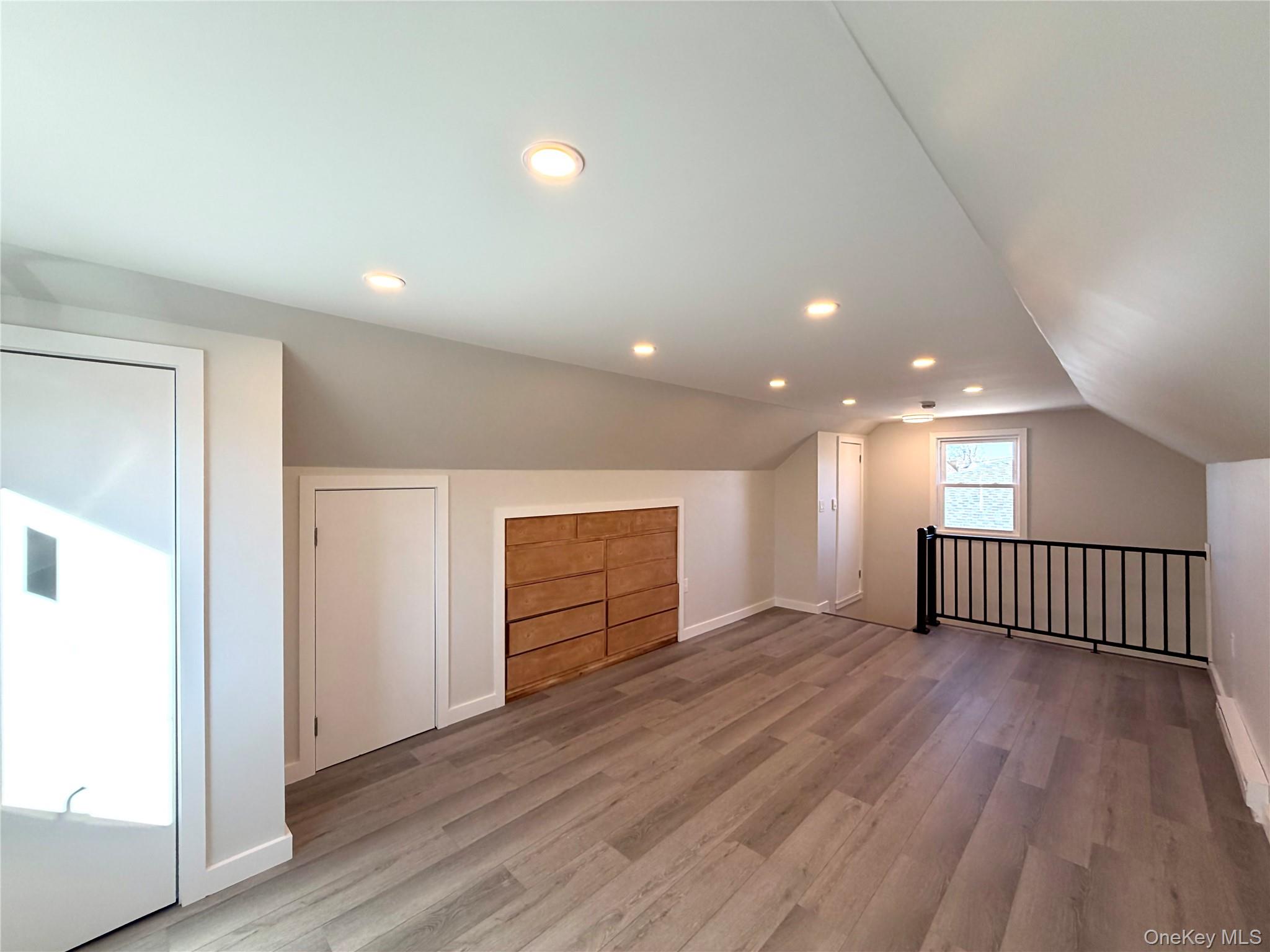 #17 photo, 537 Kimball Avenue, Yonkers , NY 10704