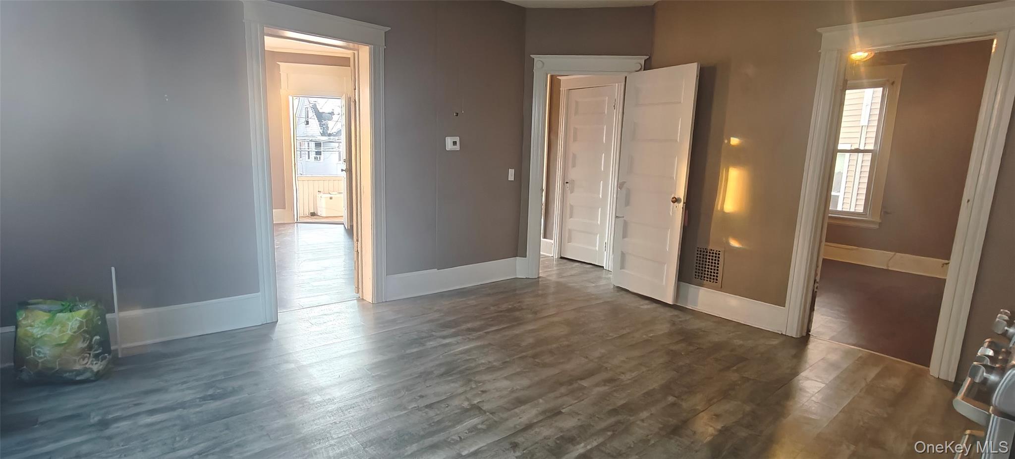 #7 photo, 27 Franklin Street, Poughkeepsie , NY 12601