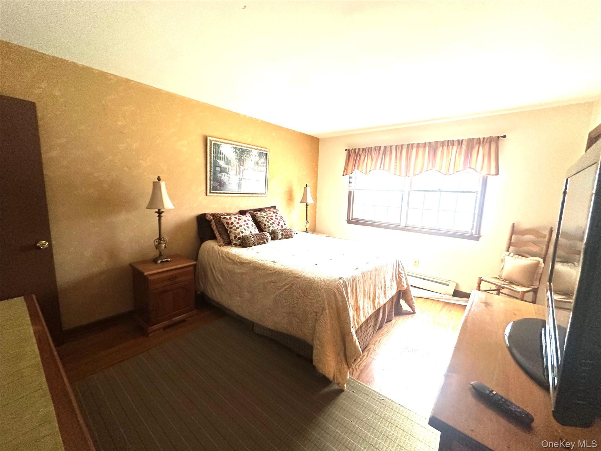 #13 photo, 32 Old Route 199, Red Hook , NY 12571