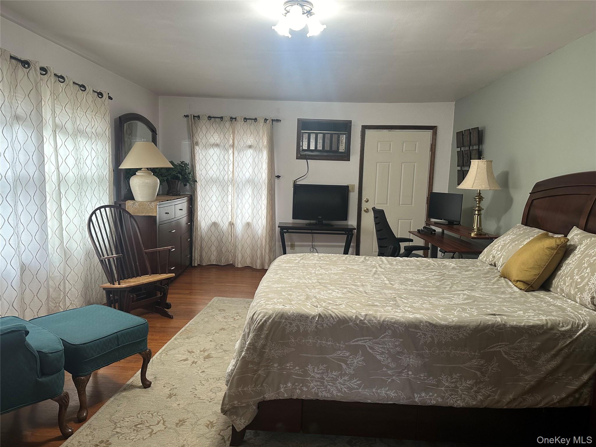 #8 photo, 32 Old Route 199, Red Hook , NY 12571