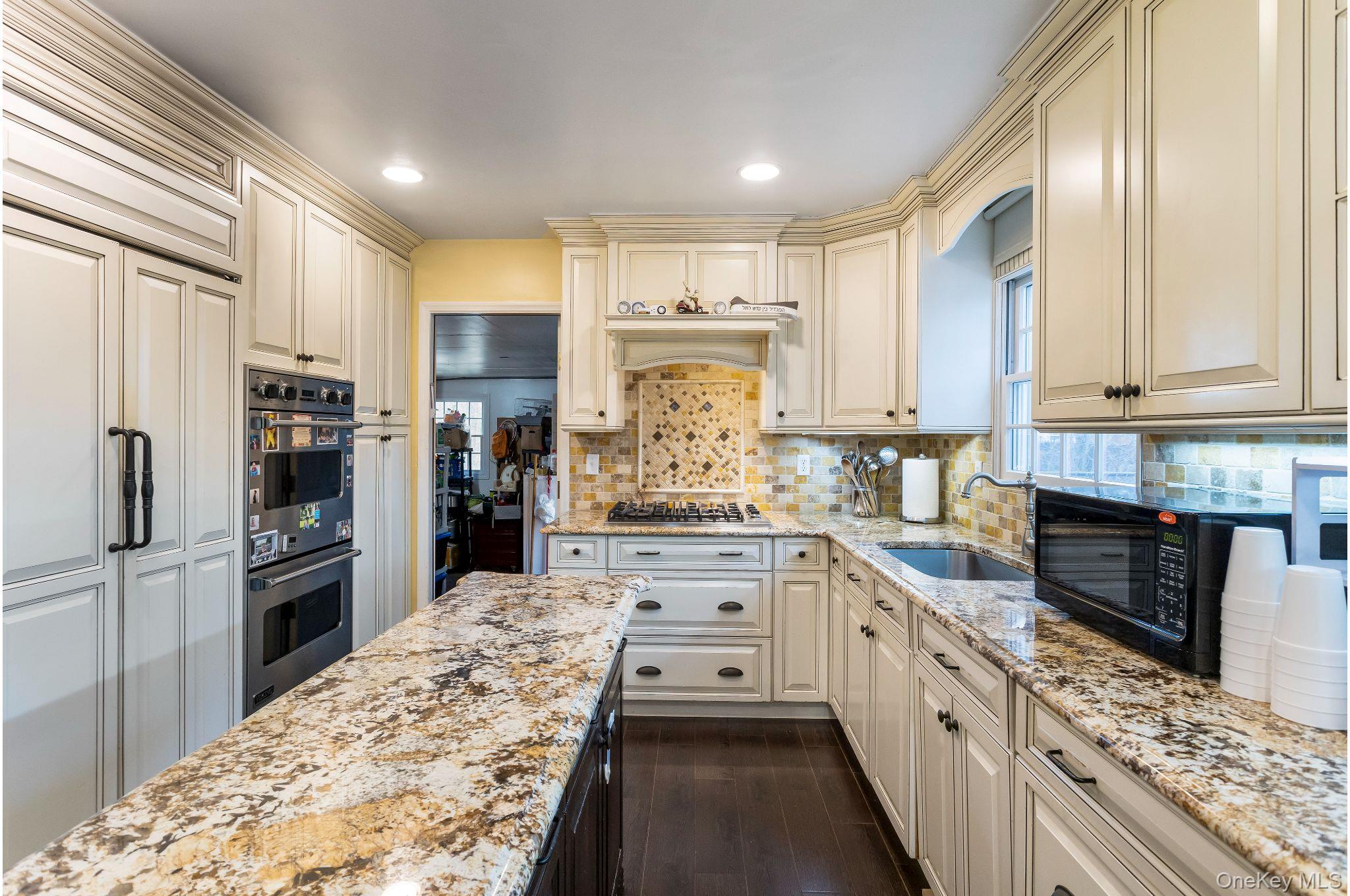 #4 photo, 23 Moccasin Place, Monsey , NY 10952