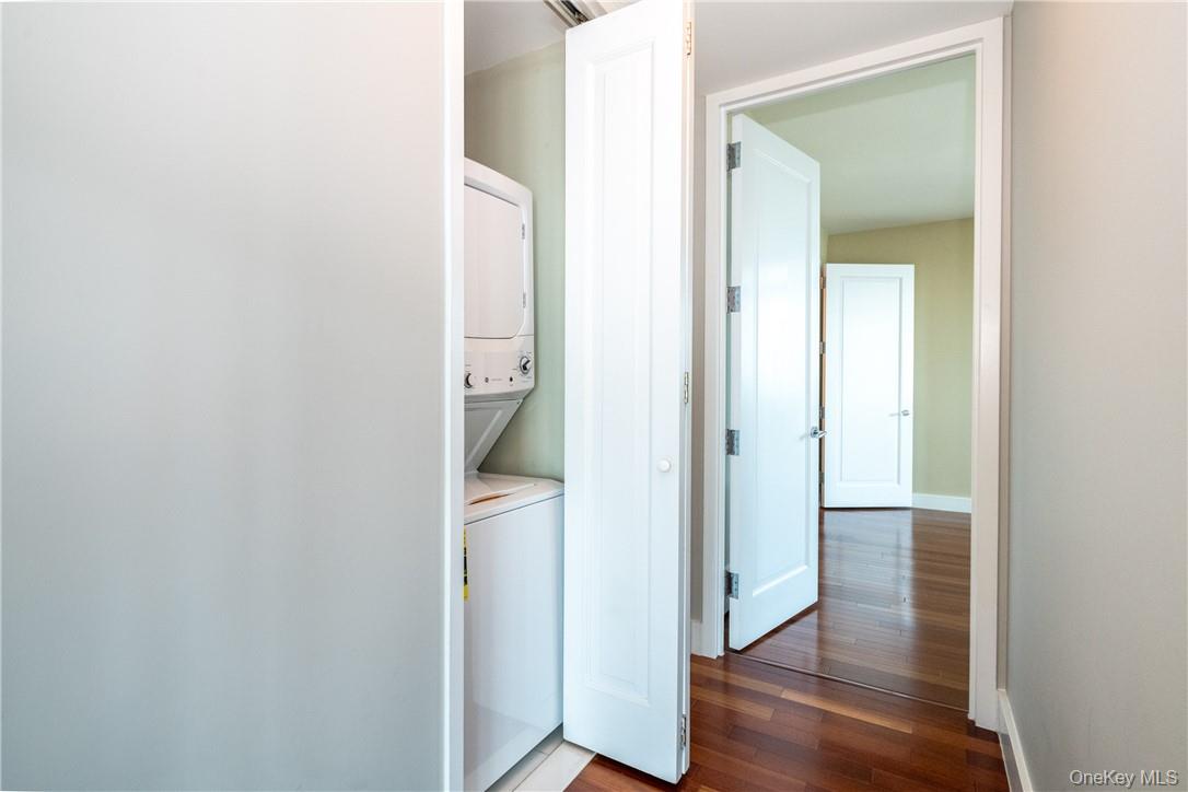 #15 photo, 175 Huguenot Street, New Rochelle , NY 10801