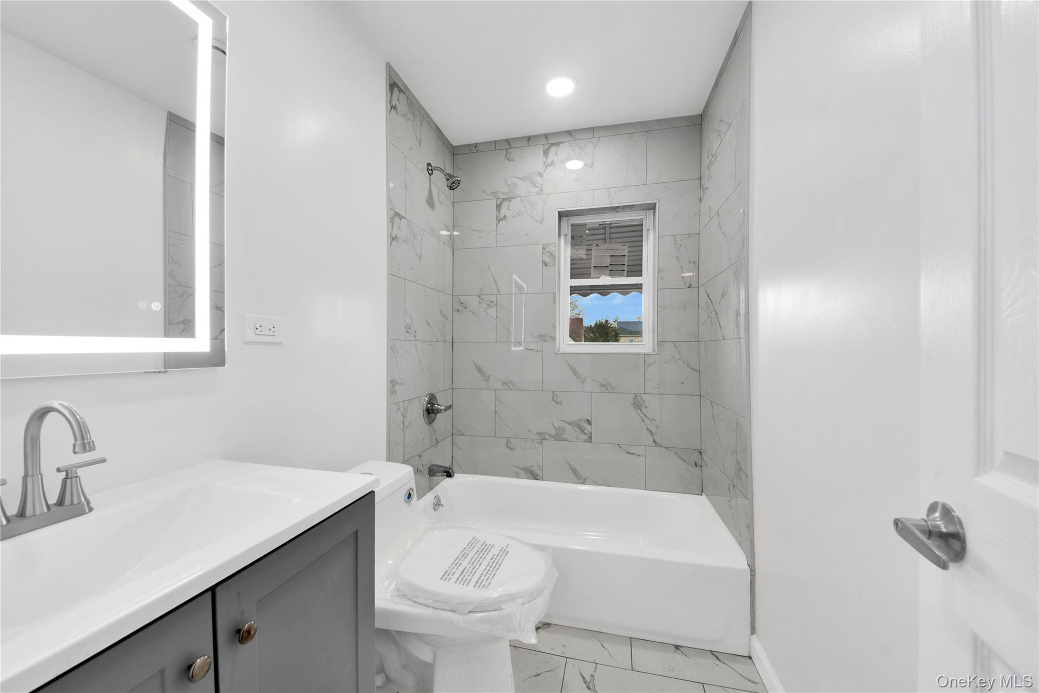 #18 photo, 2814 Bruner Avenue, برونكس Bronx , NY 10469