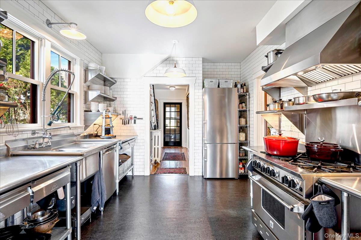 #12 photo, 17 1st Avenue, Nyack , NY 10960