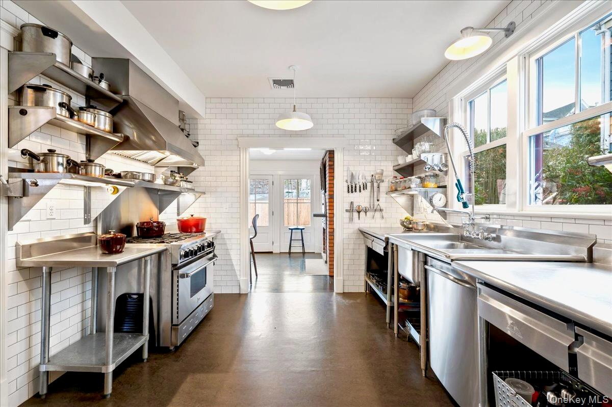 #13 photo, 17 1st Avenue, Nyack , NY 10960