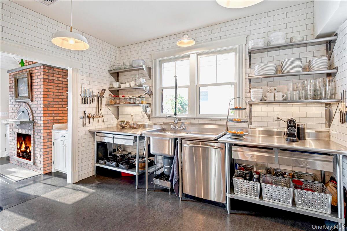 #14 photo, 17 1st Avenue, Nyack , NY 10960