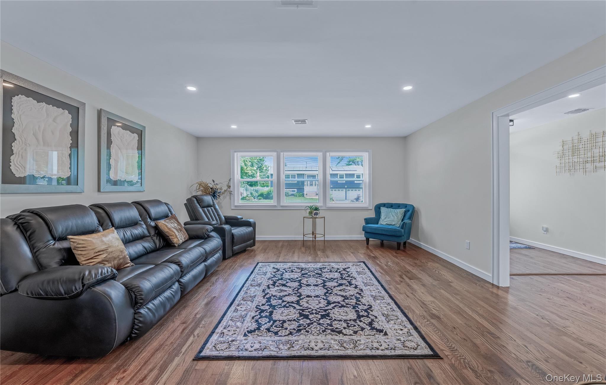 #15 photo, 2 Polo Street, سوفولك Dix Hills , NY 11746