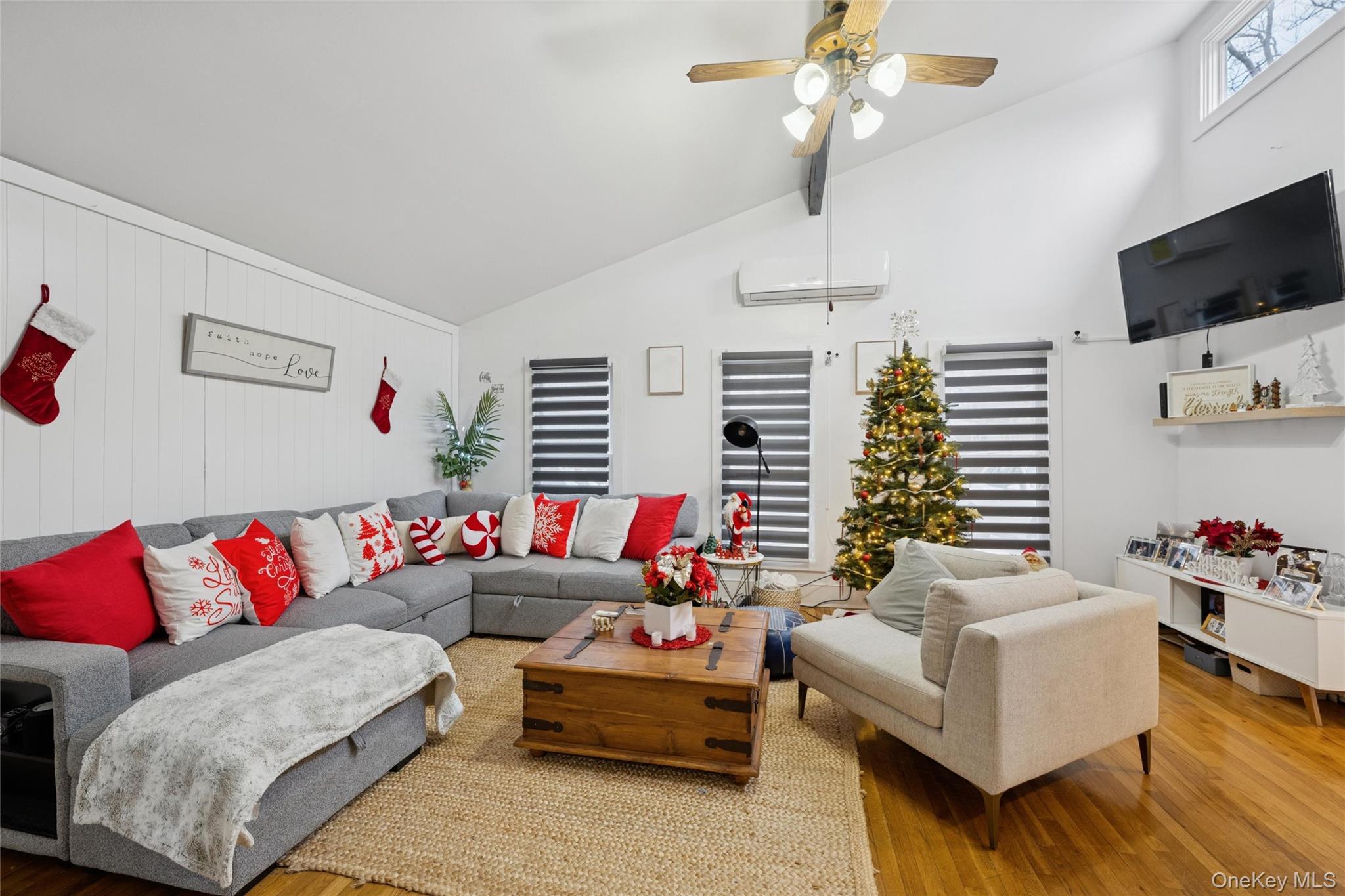 #7 photo, 6 Montauk Boulevard, سوفولك East Hampton , NY 11937