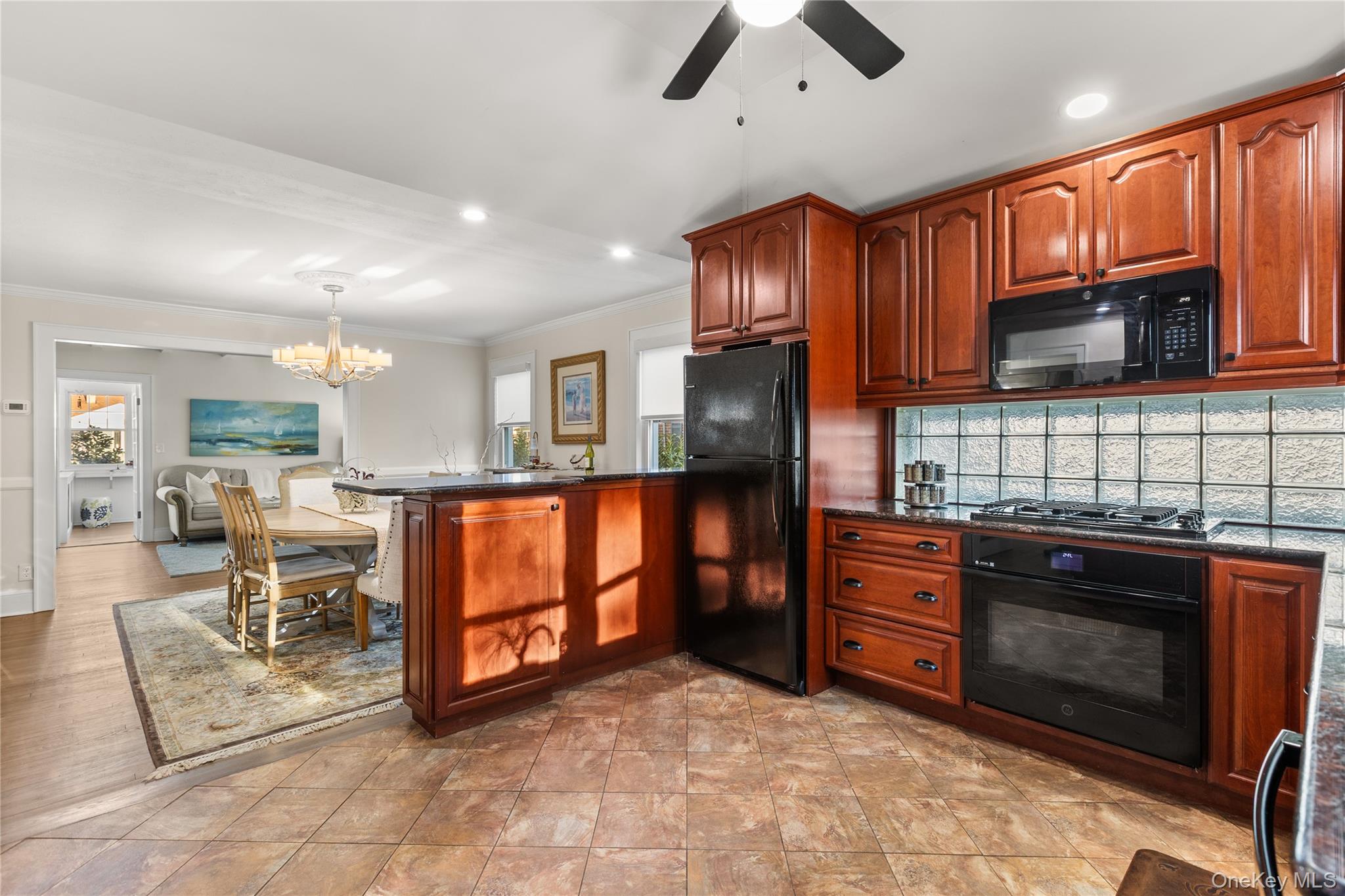 #9 photo, 26 Community Road, سوفولك Bay Shore , NY 11706