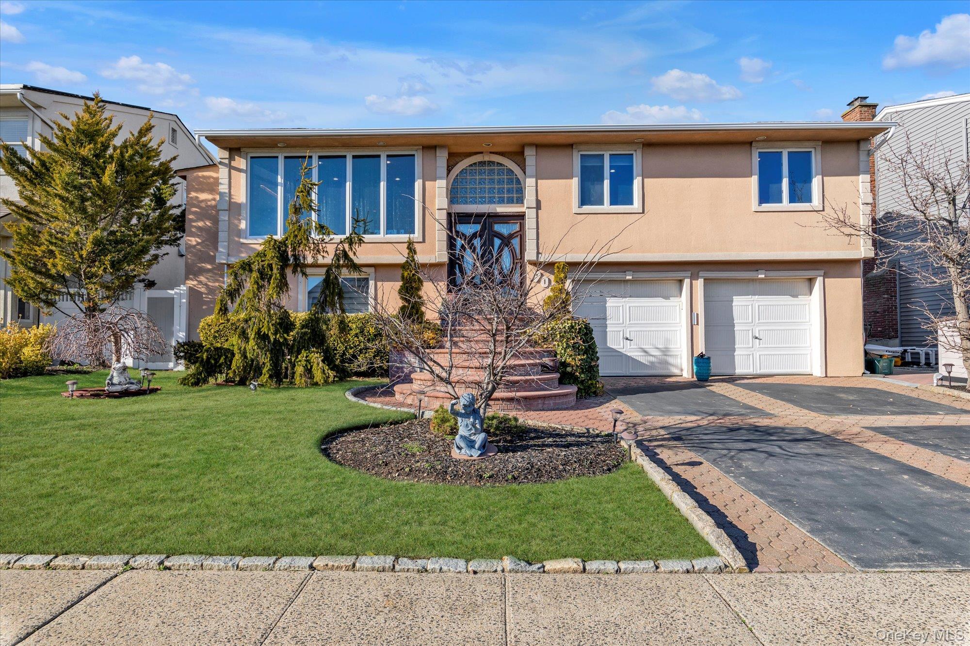 #1 photo, 909 Gerry Avenue, 长岛 Lido Beach , NY 11561