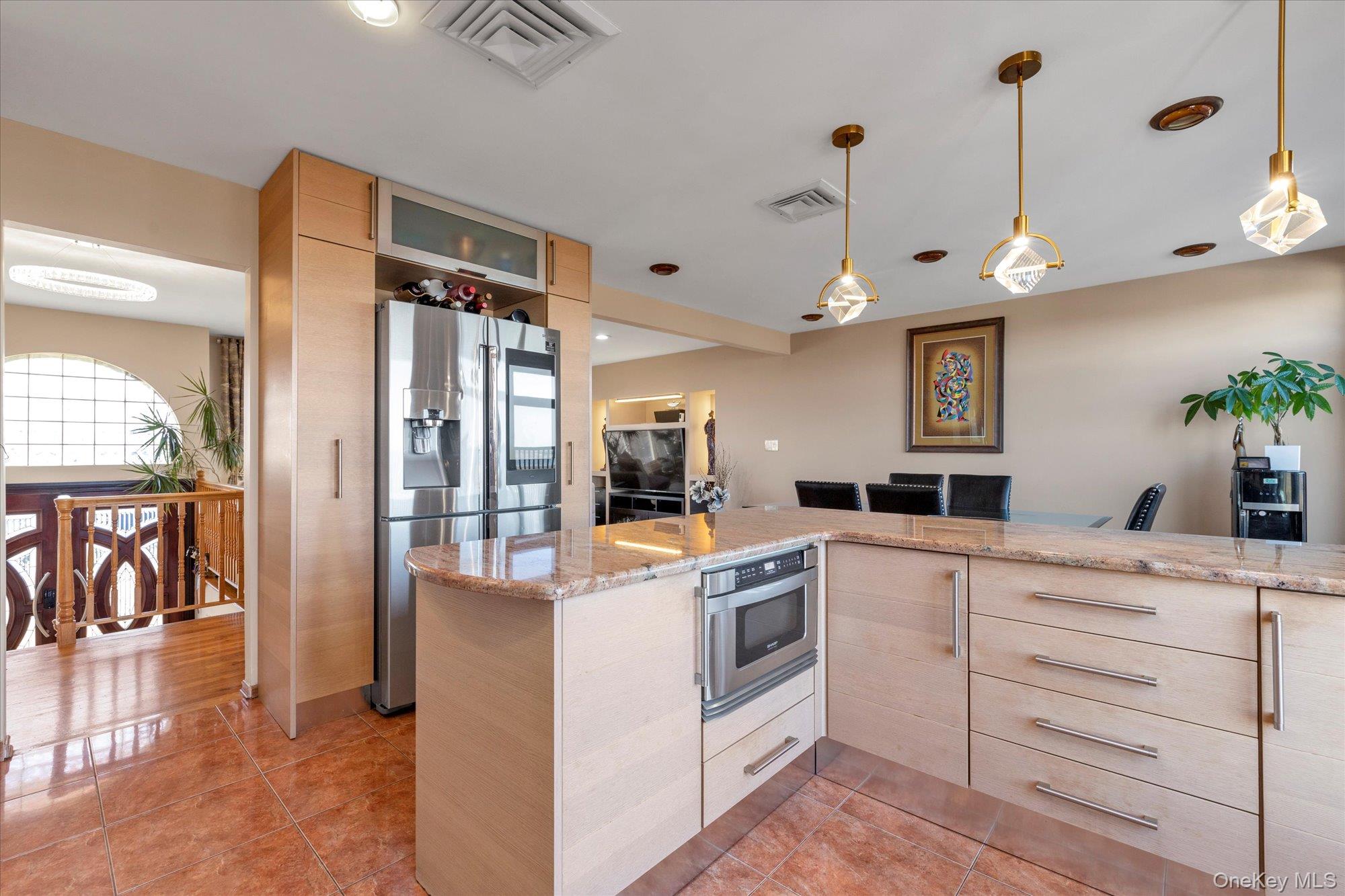 #6 photo, 909 Gerry Avenue, 长岛 Lido Beach , NY 11561