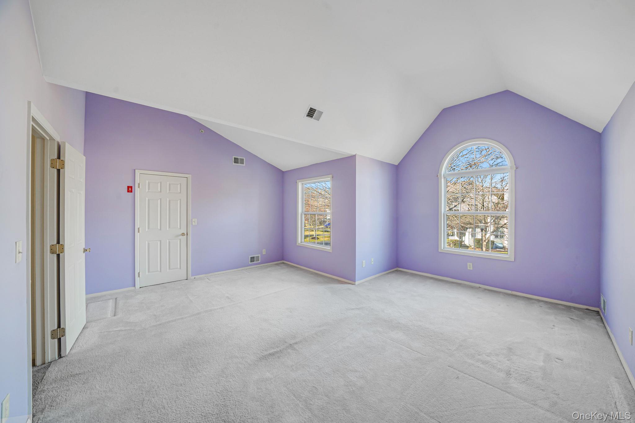 #16 photo, 11 Cranberry Circle, מחוז סאפוק Medford , NY 11763