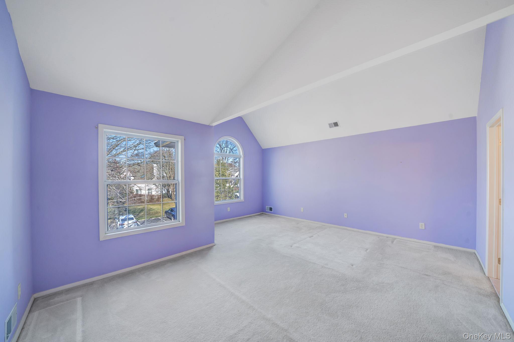 #17 photo, 11 Cranberry Circle, מחוז סאפוק Medford , NY 11763