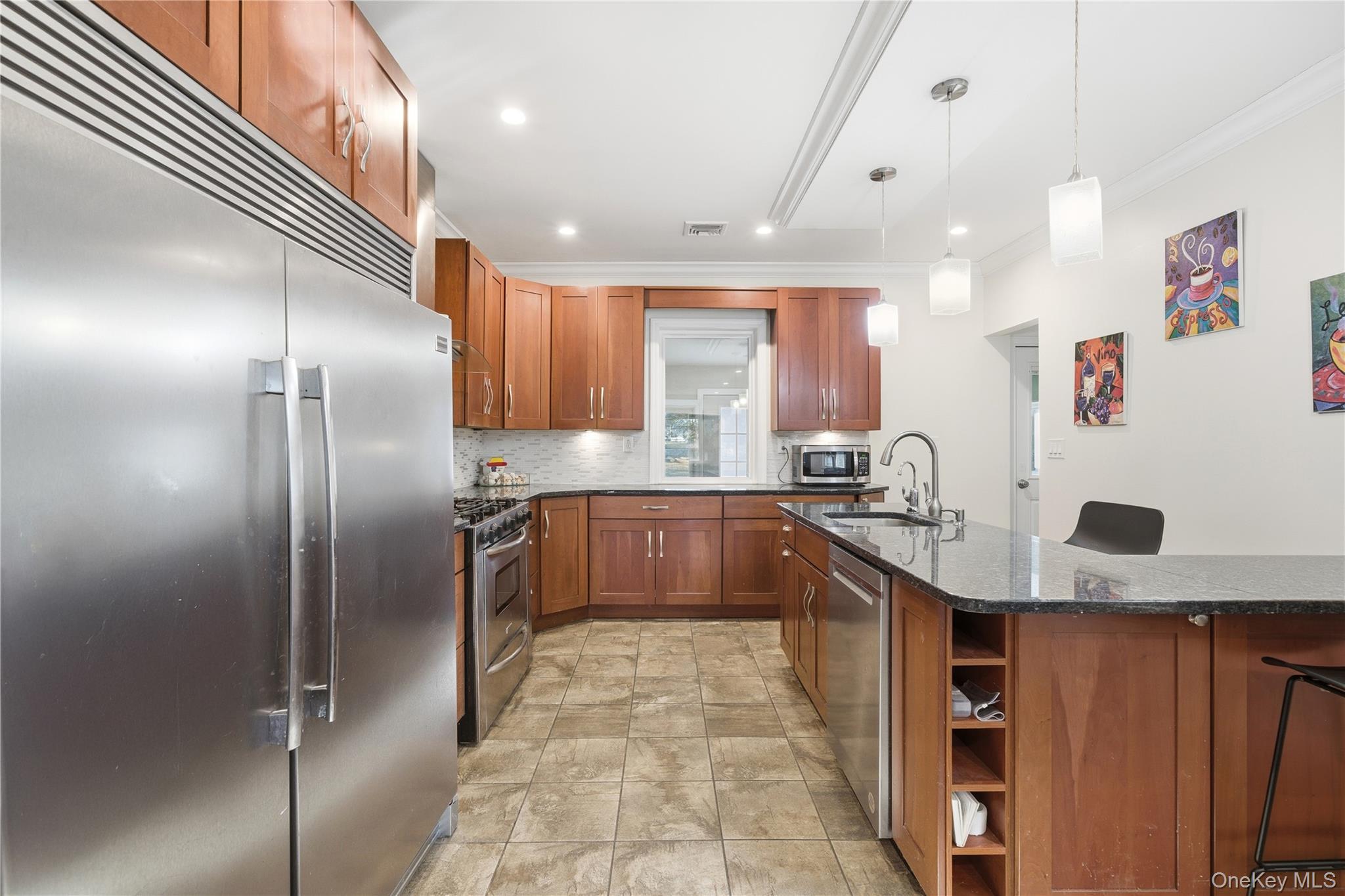 #8 photo, 200 N Side Road, سوفولك Wading River , NY 11792