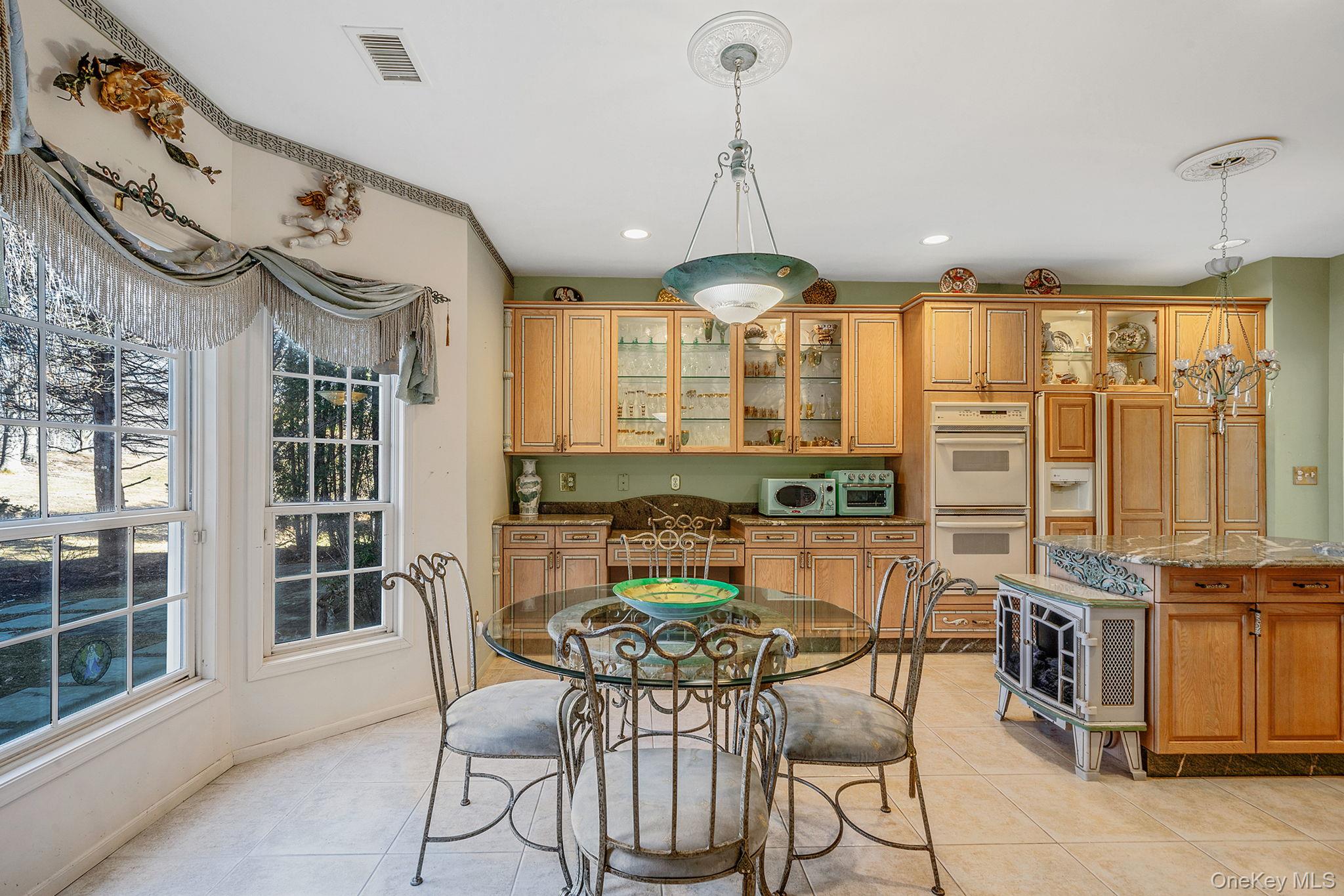 #14 photo, 148 Country Club Drive, سوفولك Commack , NY 11725