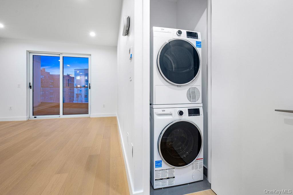 #9 photo, 150-02 Northern Blvd, Flushing , NY 11354