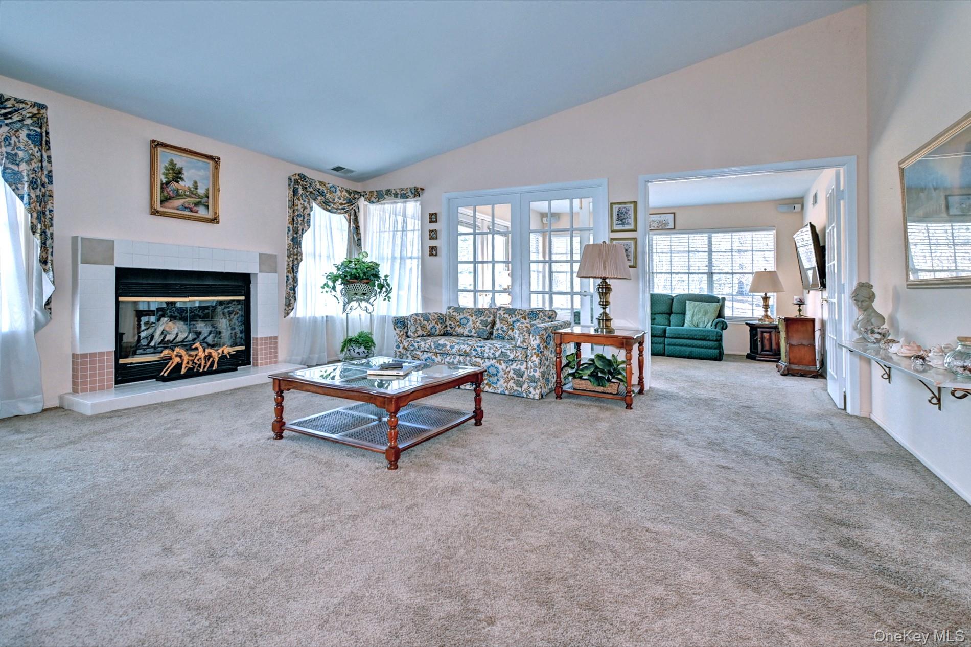 #5 photo, 10 Oakdale Court, سوفولك Ridge , NY 11961