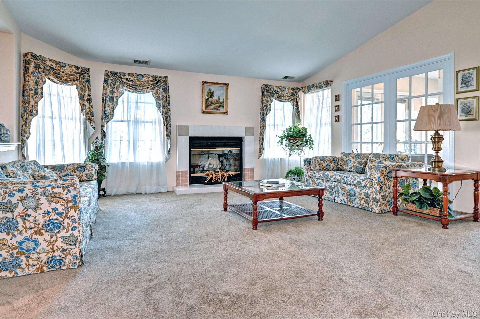 #6 photo, 10 Oakdale Court, سوفولك Ridge , NY 11961